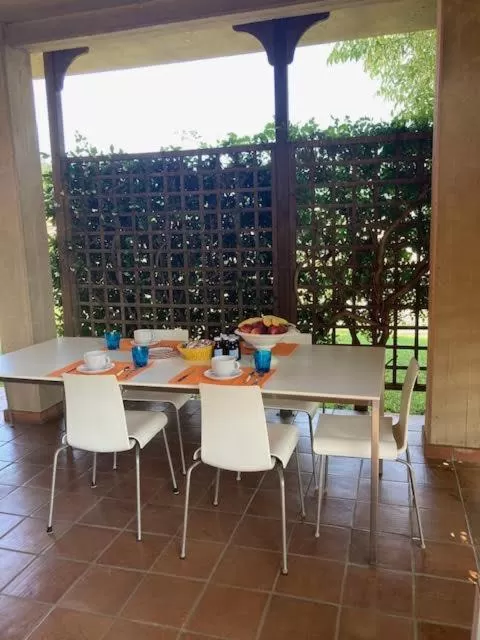 Restaurant/Places to Eat in Casa ivana