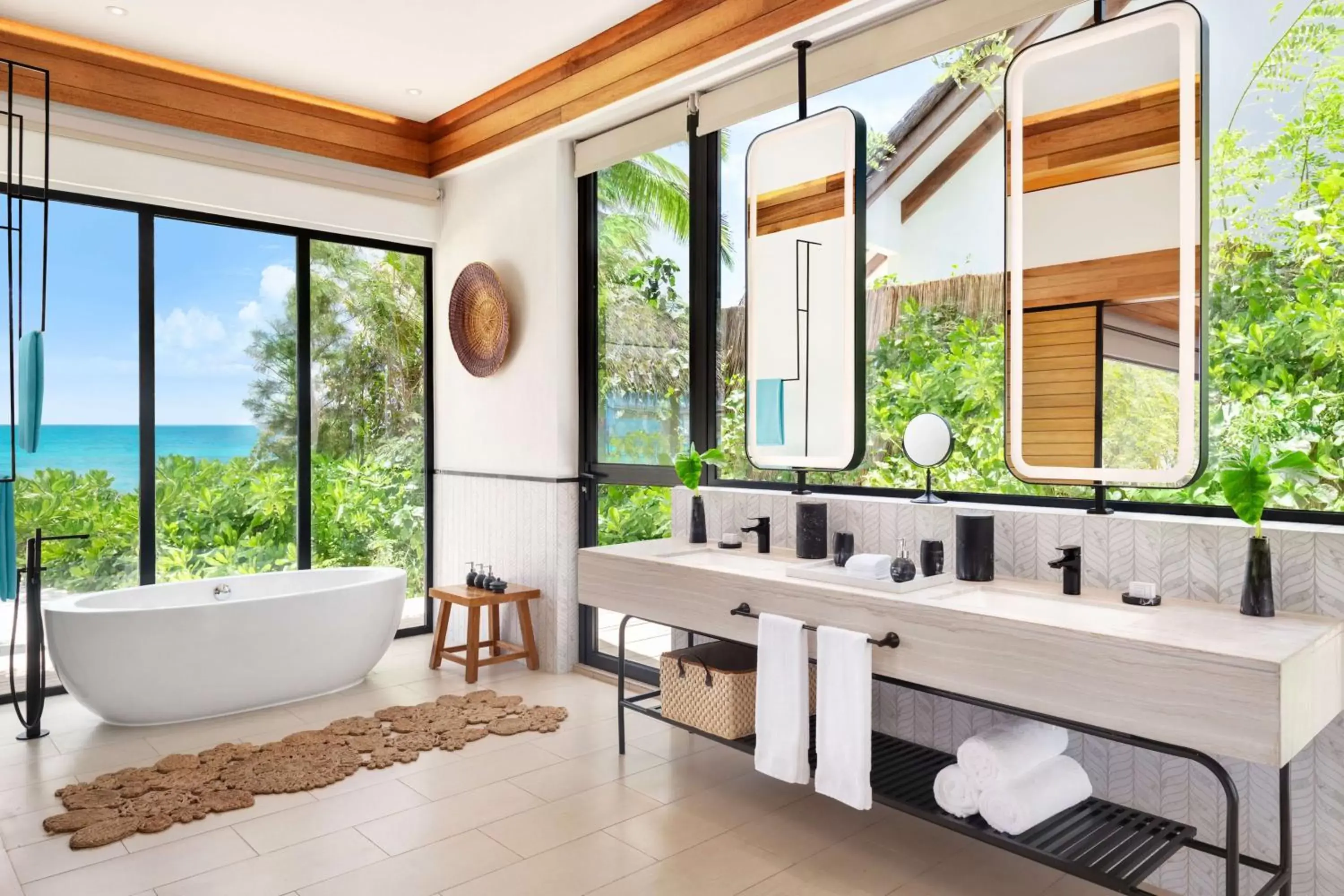 Bathroom in Hilton Maldives Amingiri Resort & Spa