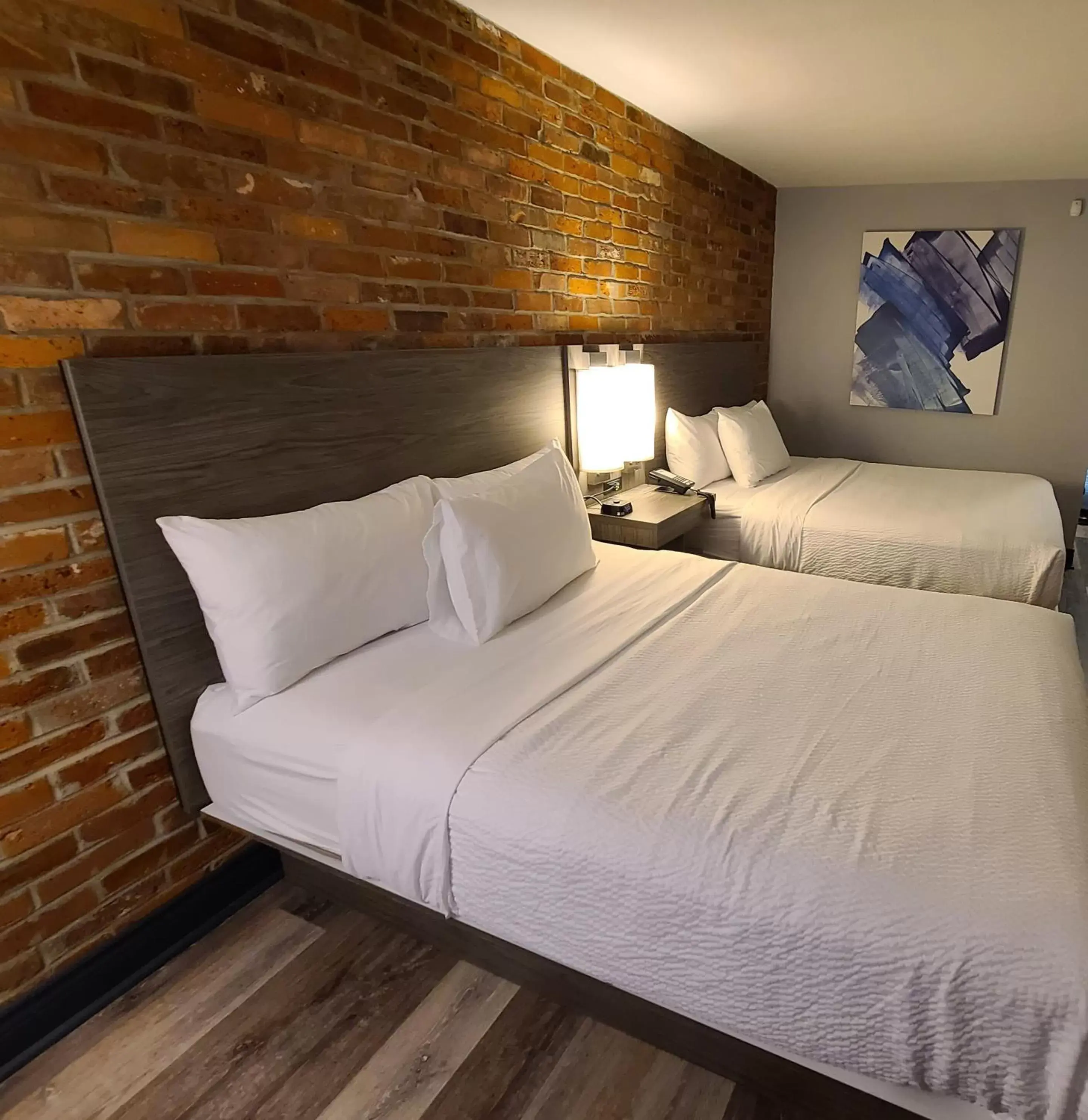 Bed in Travelodge by Wyndham Downtown Barrie