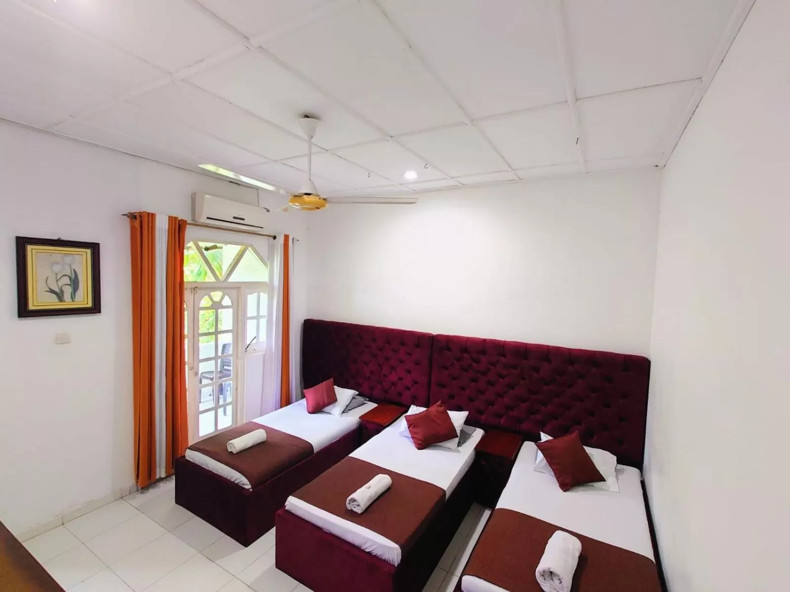 Bed in Seyara Holiday Resort