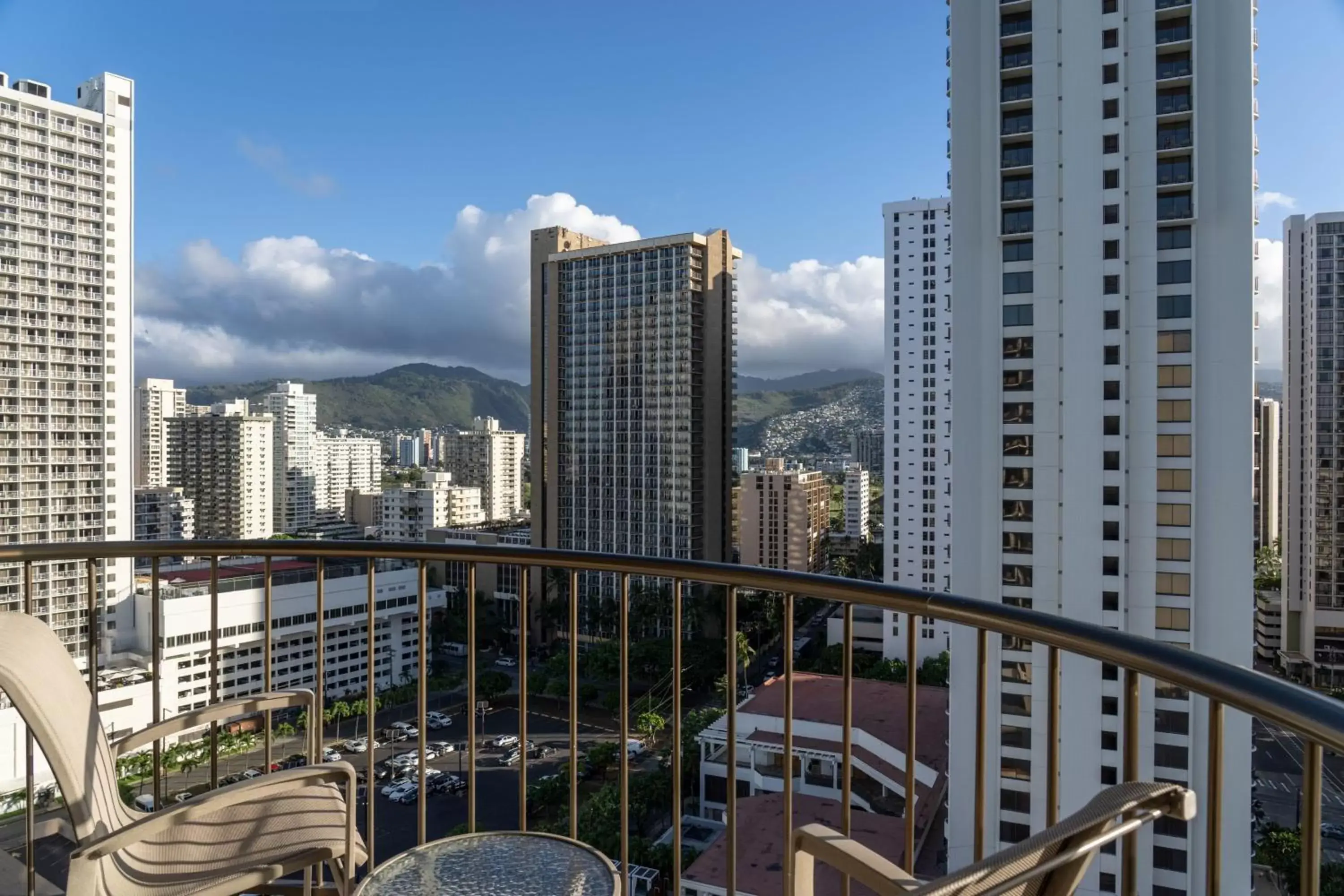 Photo of the whole room in Waikiki Beach Marriott Resort & Spa