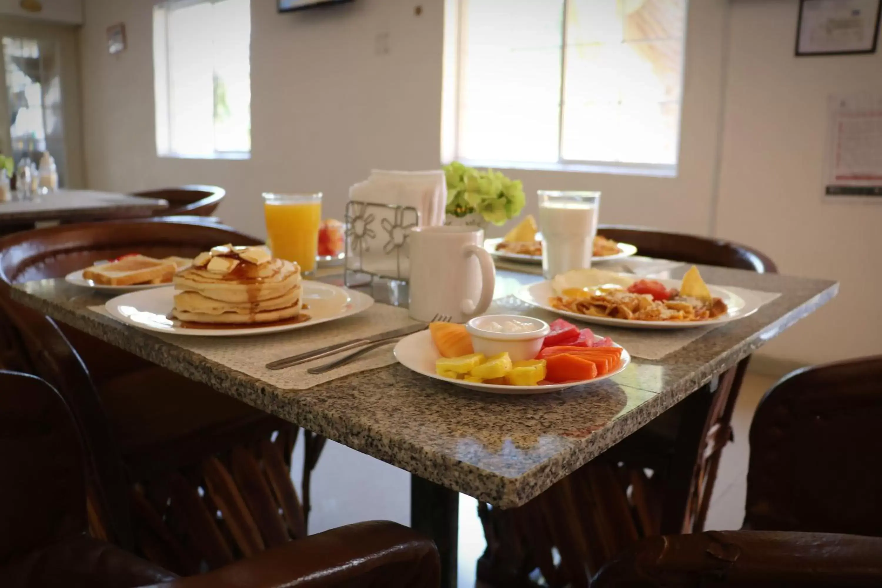 Breakfast in Zar Colima Breakfast in Zar Colima