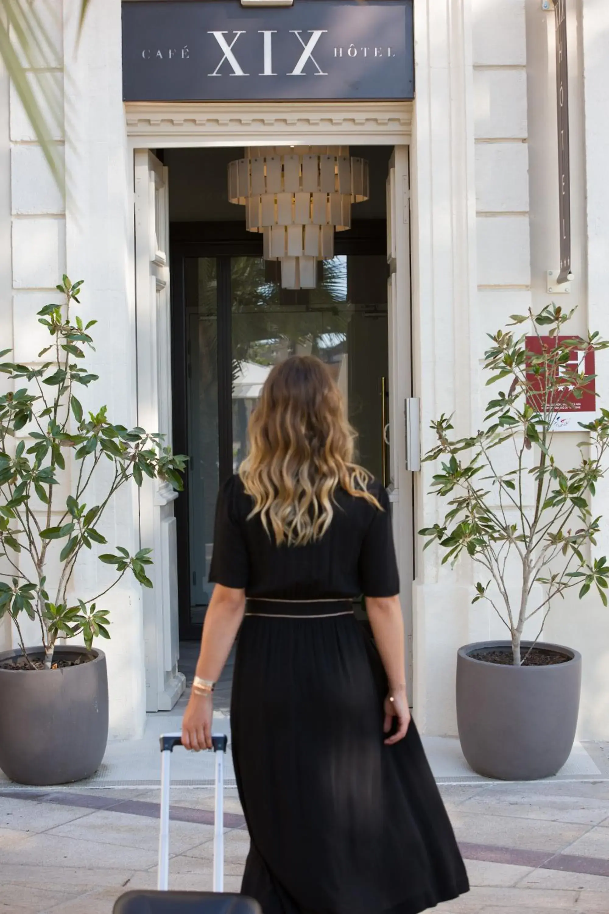 Facade/entrance in Hôtel le XIX Facade/entrance in Hôtel le XIX