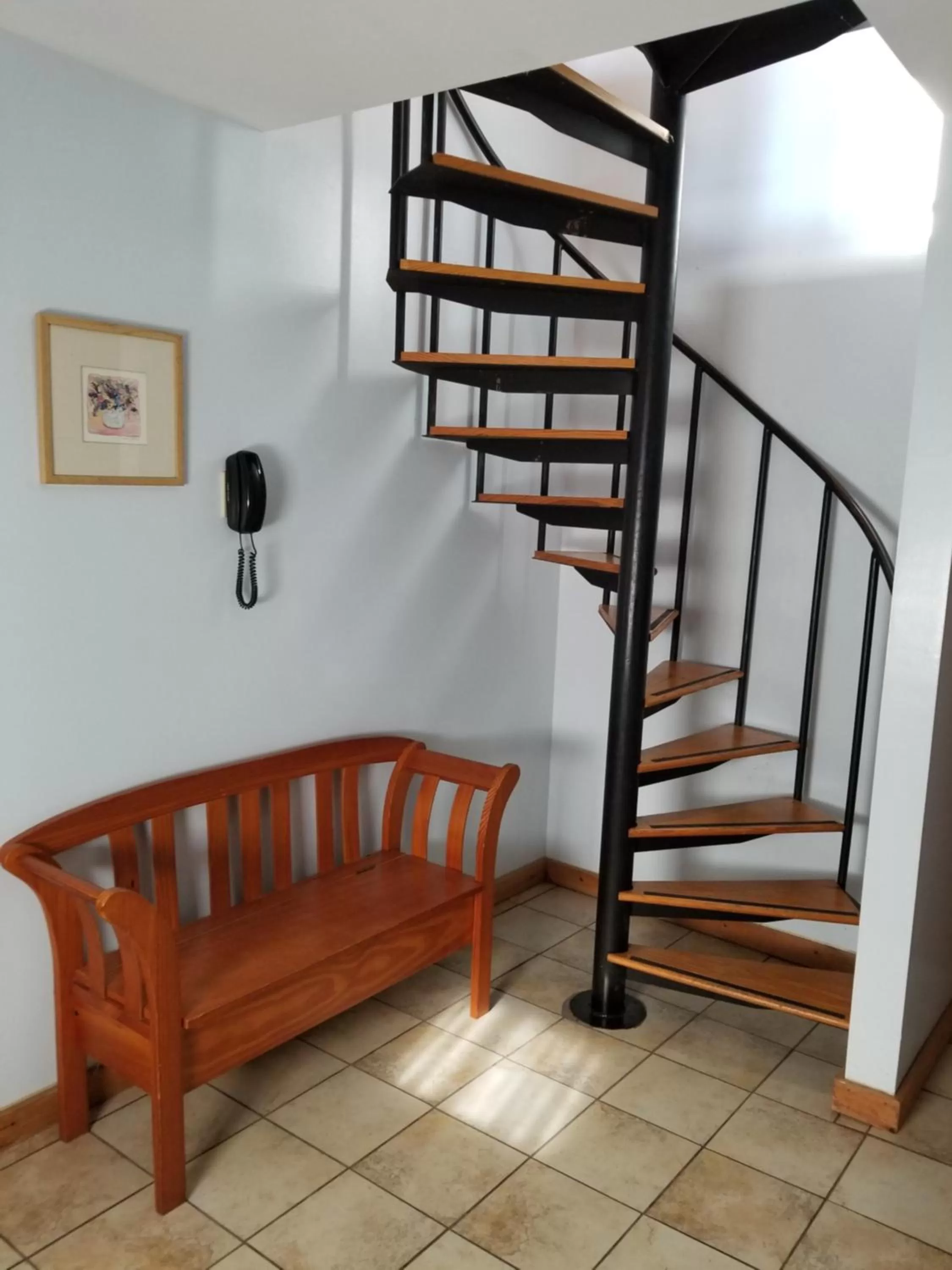 Seating Area in Trails End Inn