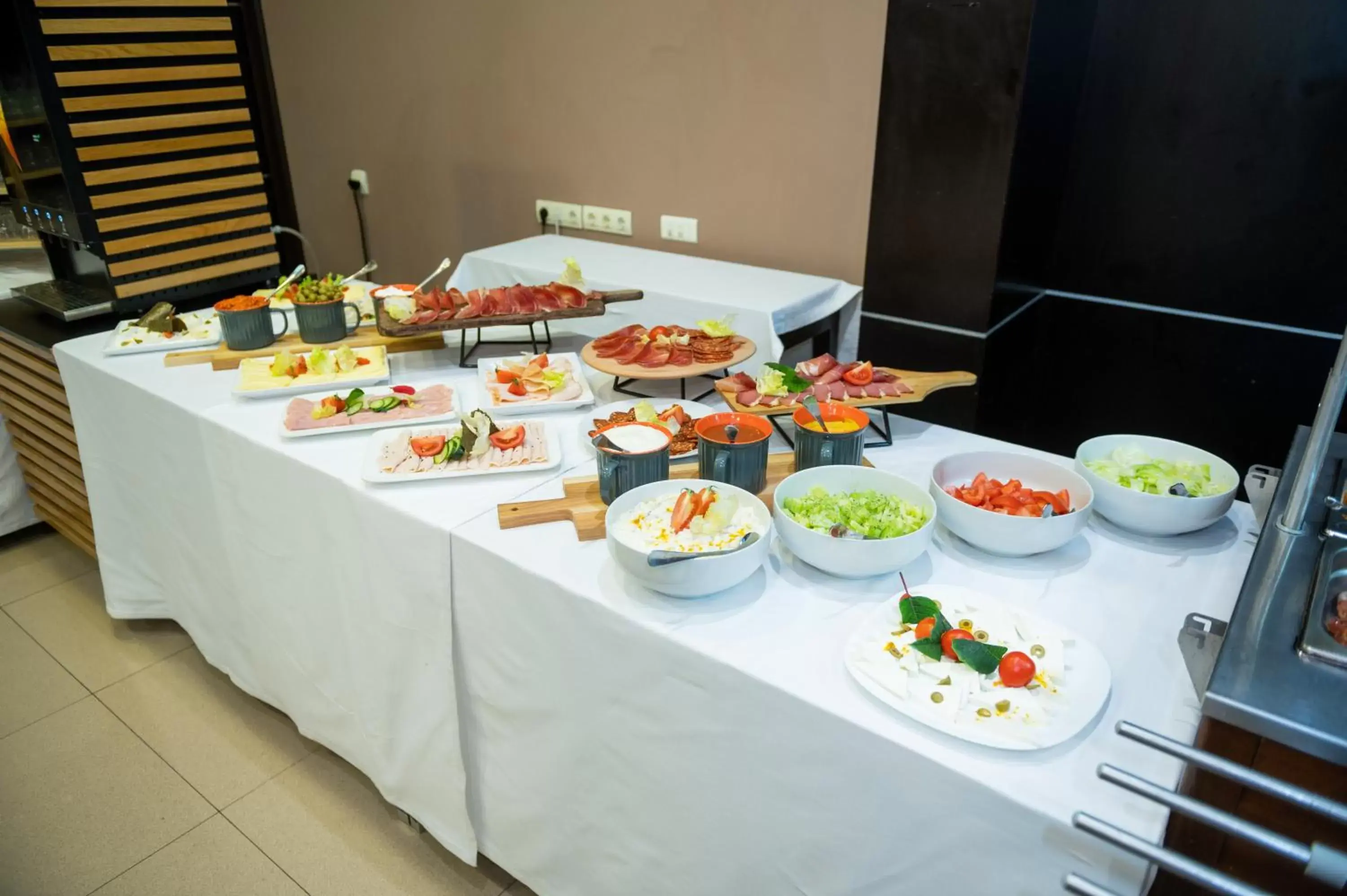 Food and drinks in Hotel Sumadija