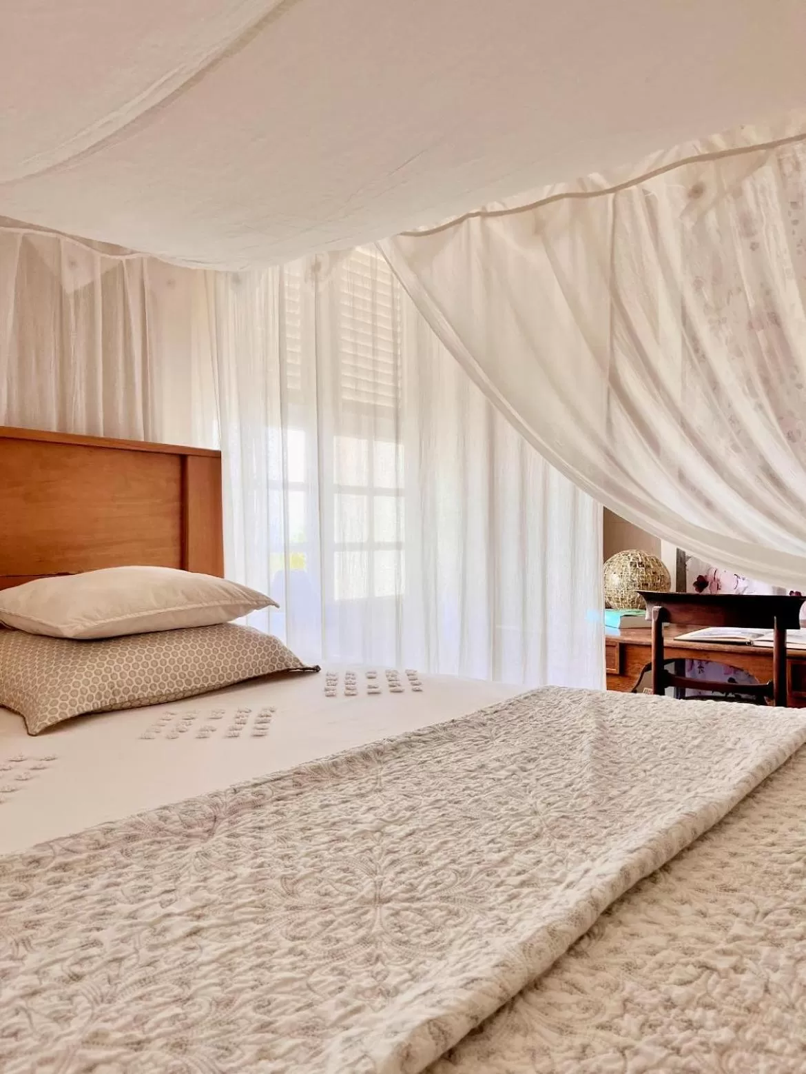 Bed in Habitation La Reine du Camp Chambres d'Hôtes