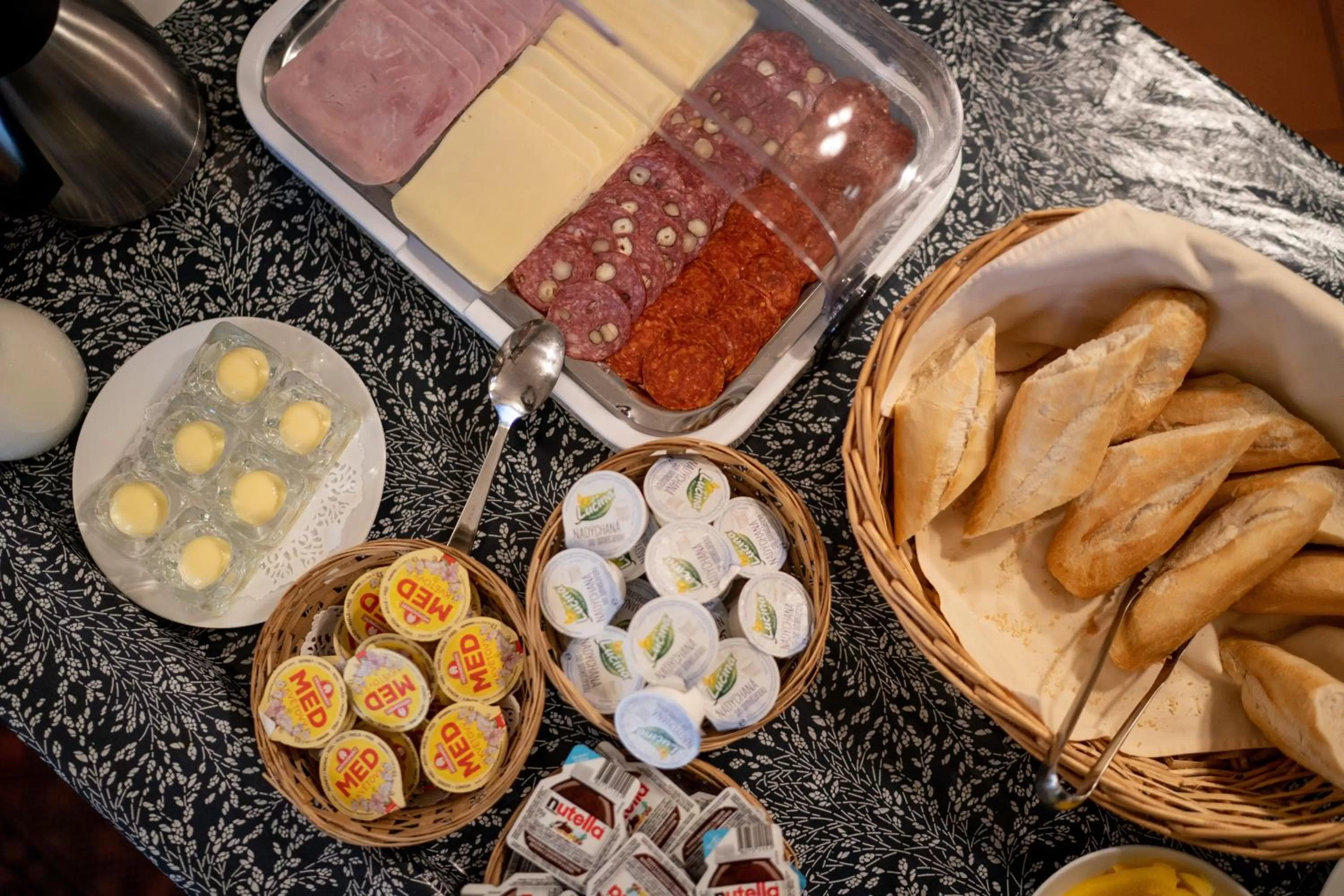 Breakfast in Hotel Dvur Hoffmeister