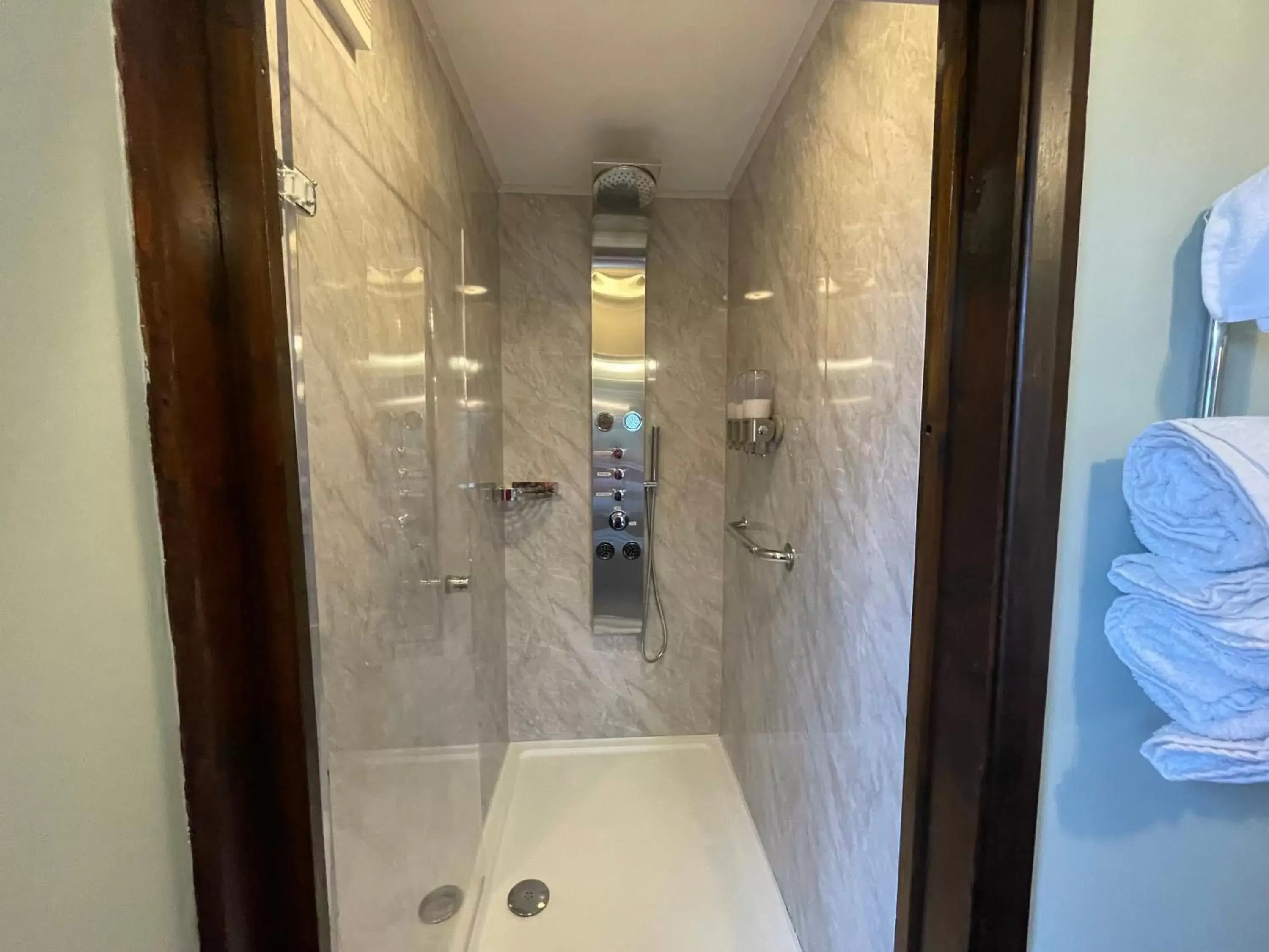 Shower, Bathroom in Heathwood