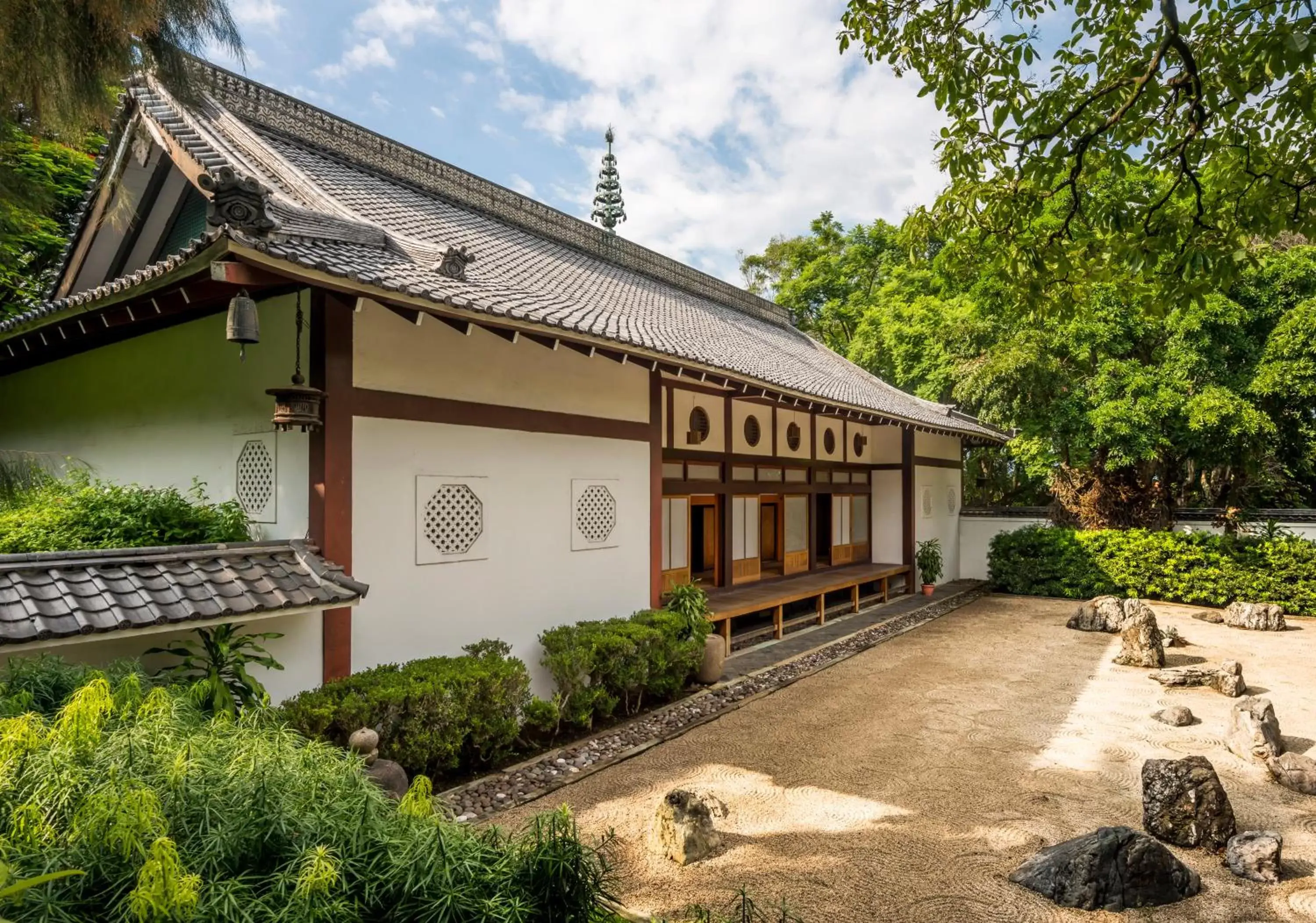 Property building in Grand Fiesta Americana Sumiya Cuernavaca Property building in Grand Fiesta Americana Sumiya Cuernavaca