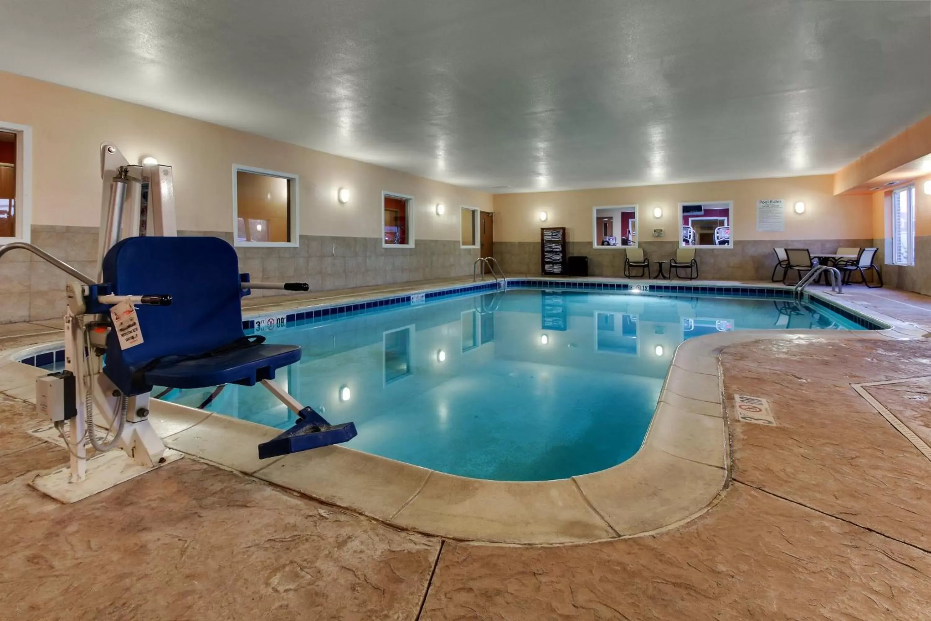 Swimming Pool in Holiday Inn Express Hotel & Suites Lancaster-Lititz, an IHG Hotel