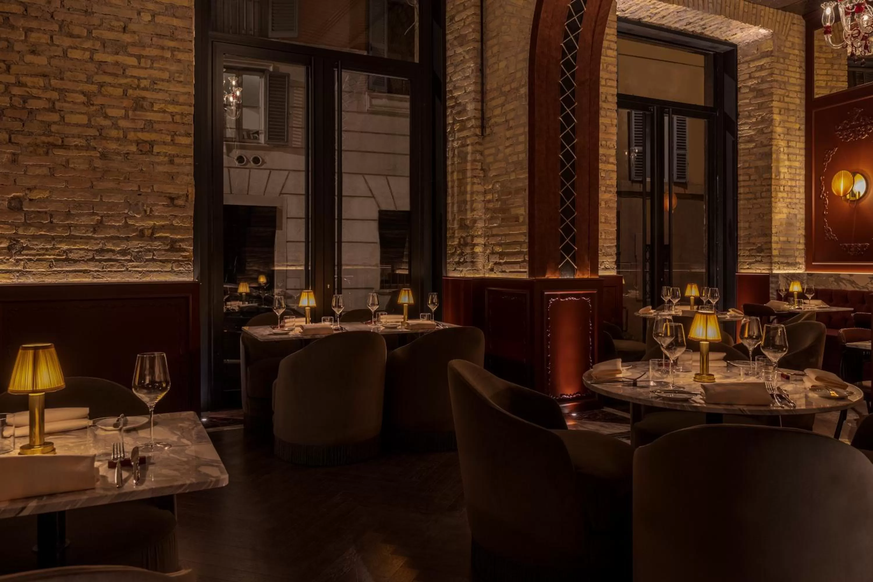 Restaurant/places to eat in Chapter Roma