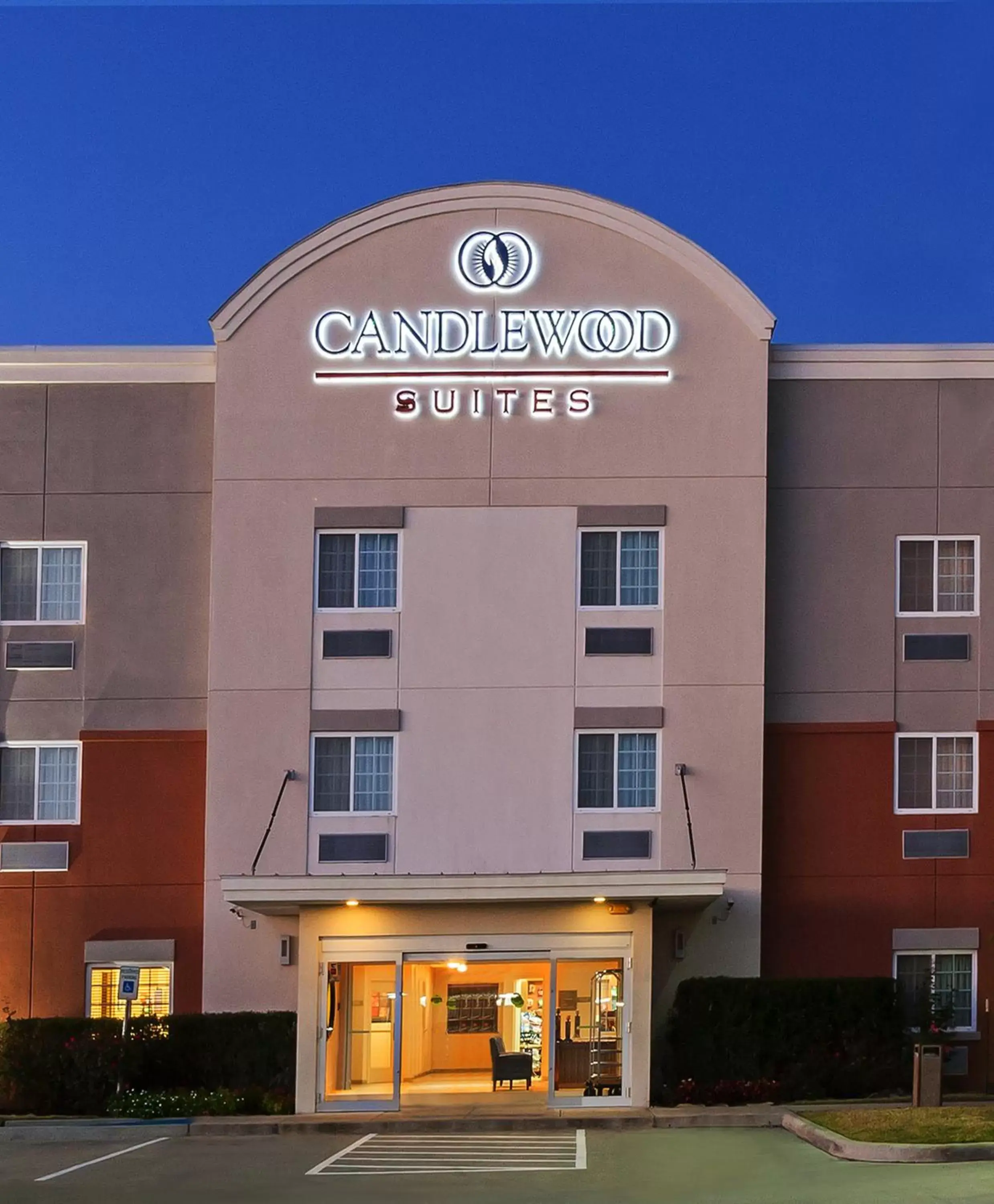 Property Building in Candlewood Suites Pearland, an IHG Hotel