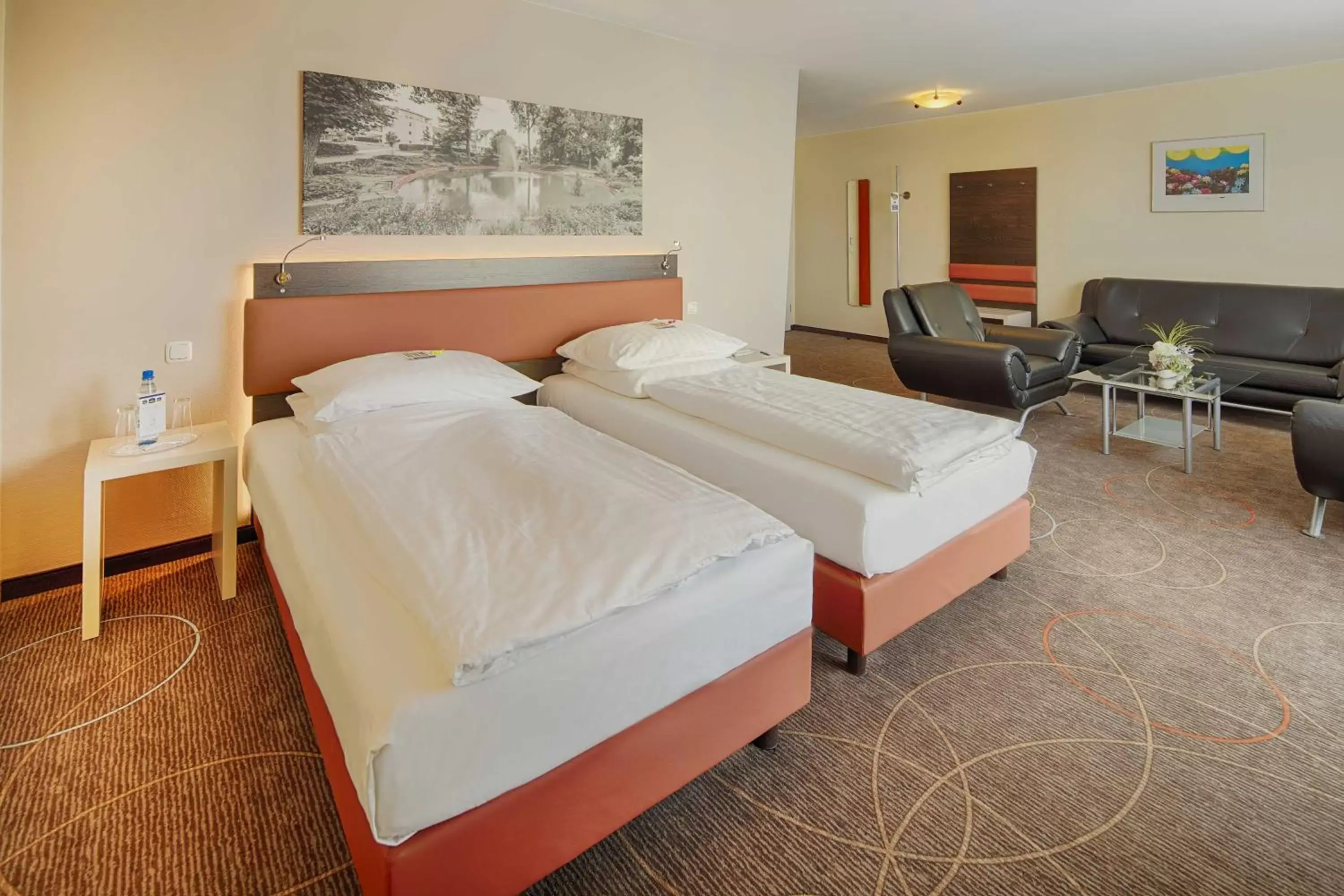 Photo of the whole room, Bed in Best Western Hotel Wetzlar