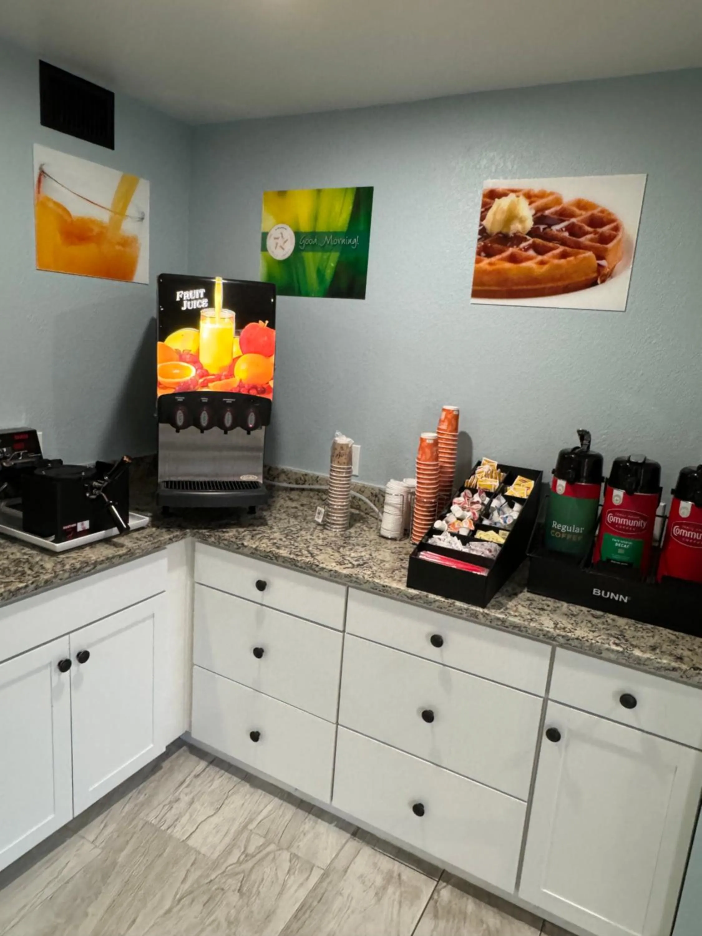 Breakfast in Quality Inn