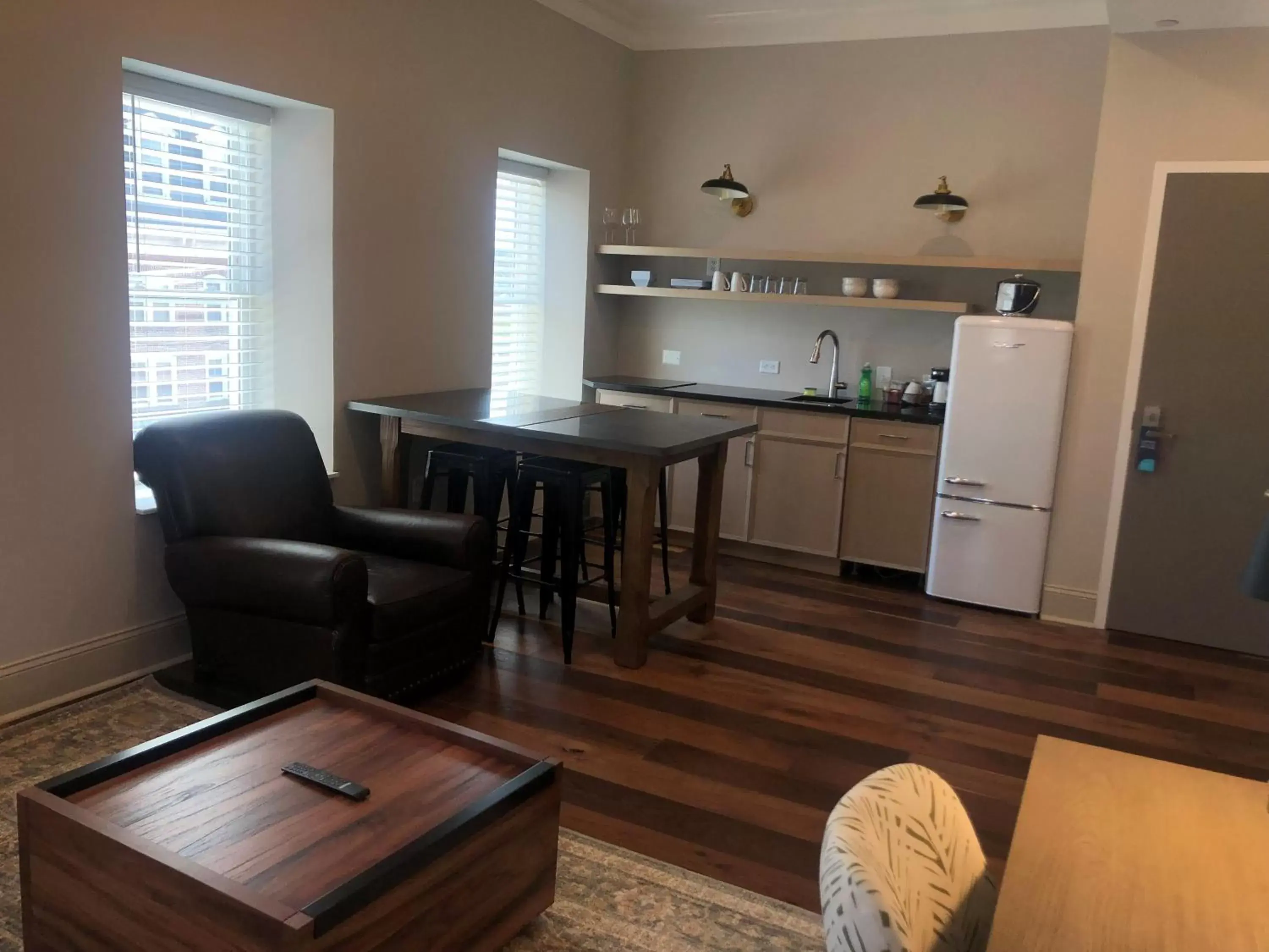 Kitchen/Kitchenette in Hyatt Place Newark-Main Street