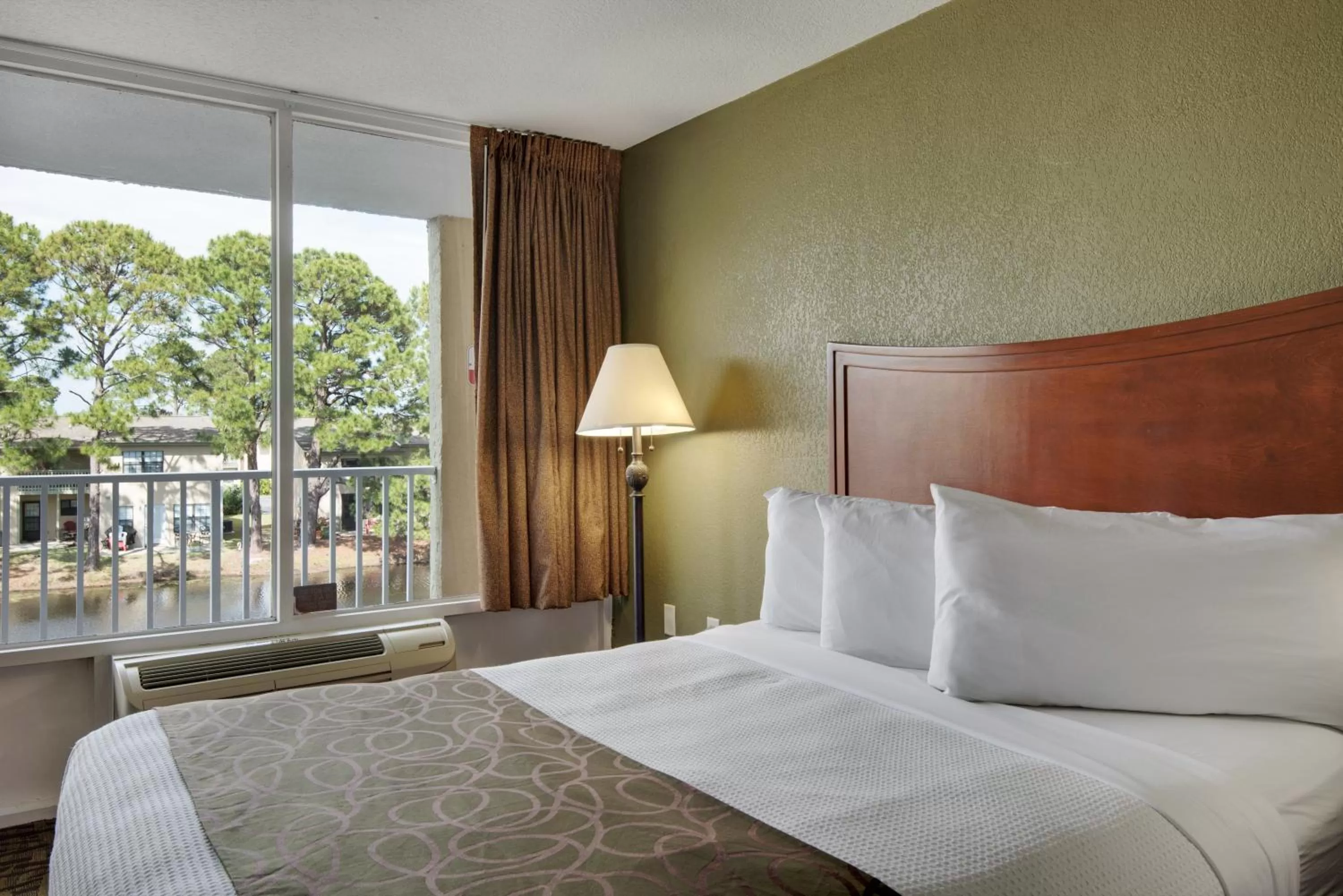 Bedroom in Baymont by Wyndham Panama City Beach