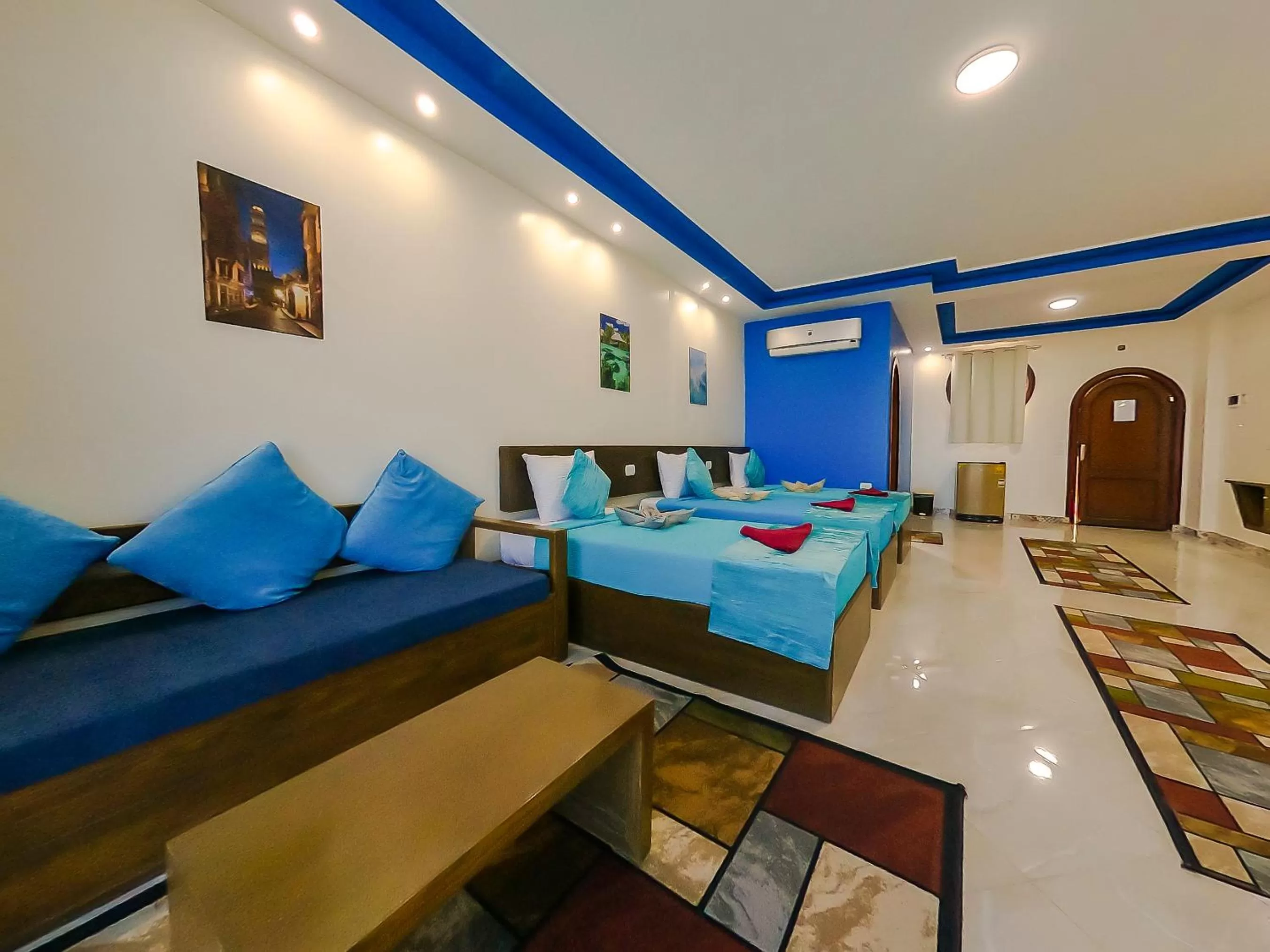 Seaview Panorama Boatel