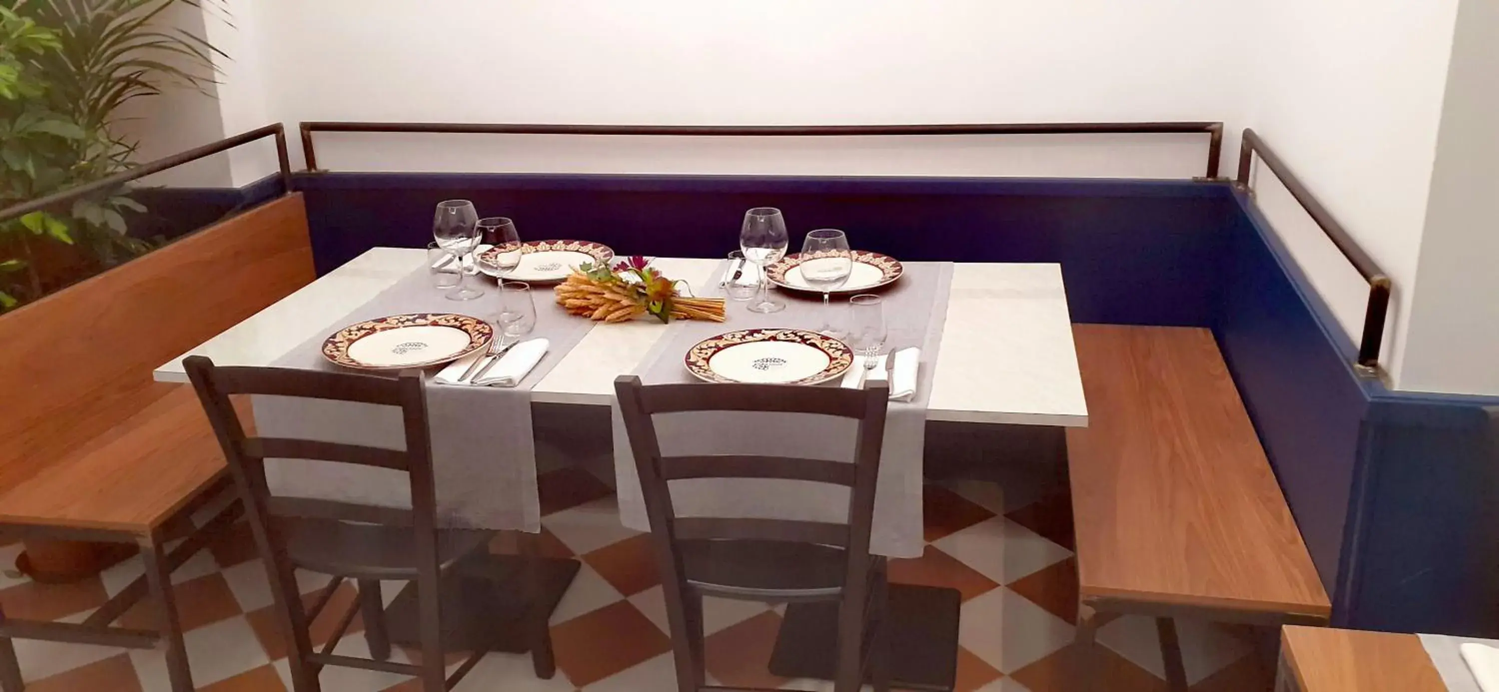 Restaurant/places to eat in Hotel Ristorante Cibarium