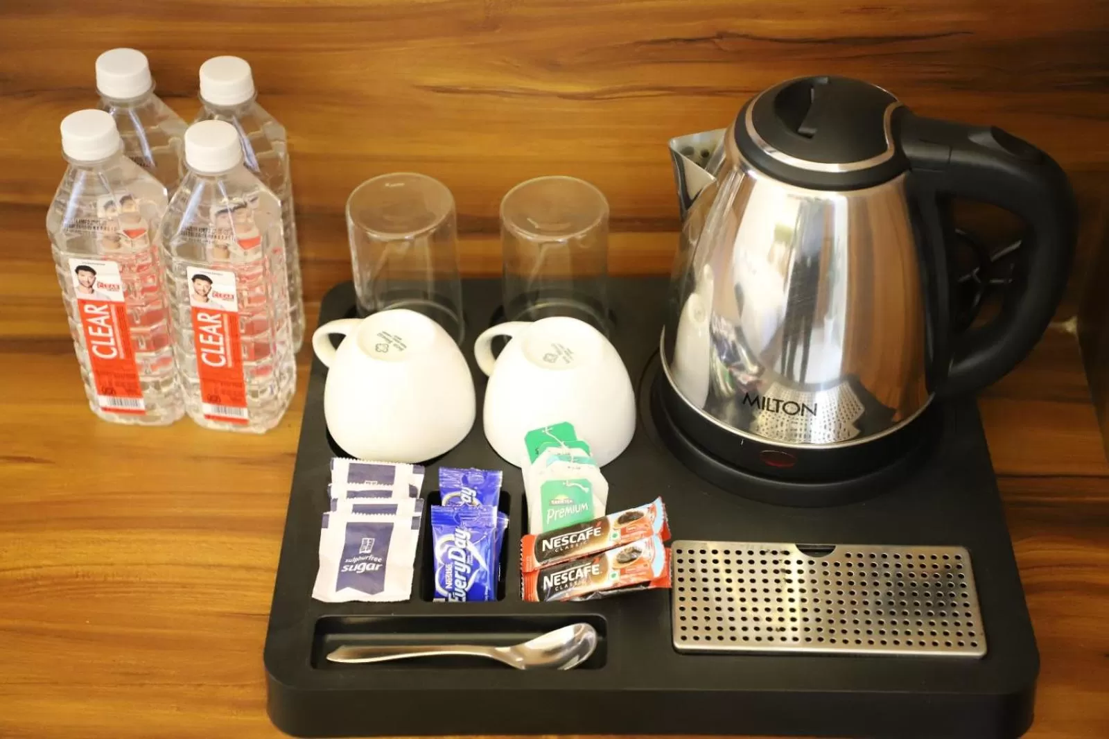 Coffee/Tea Facilities in Opulent Inn by Lime Tree Hotels