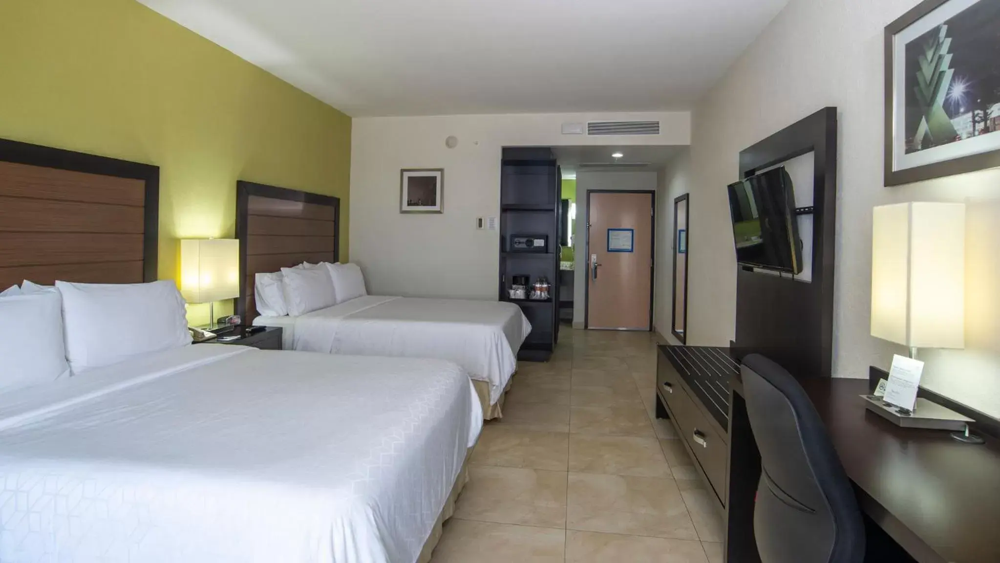 Photo of the whole room in Holiday Inn Express Xalapa