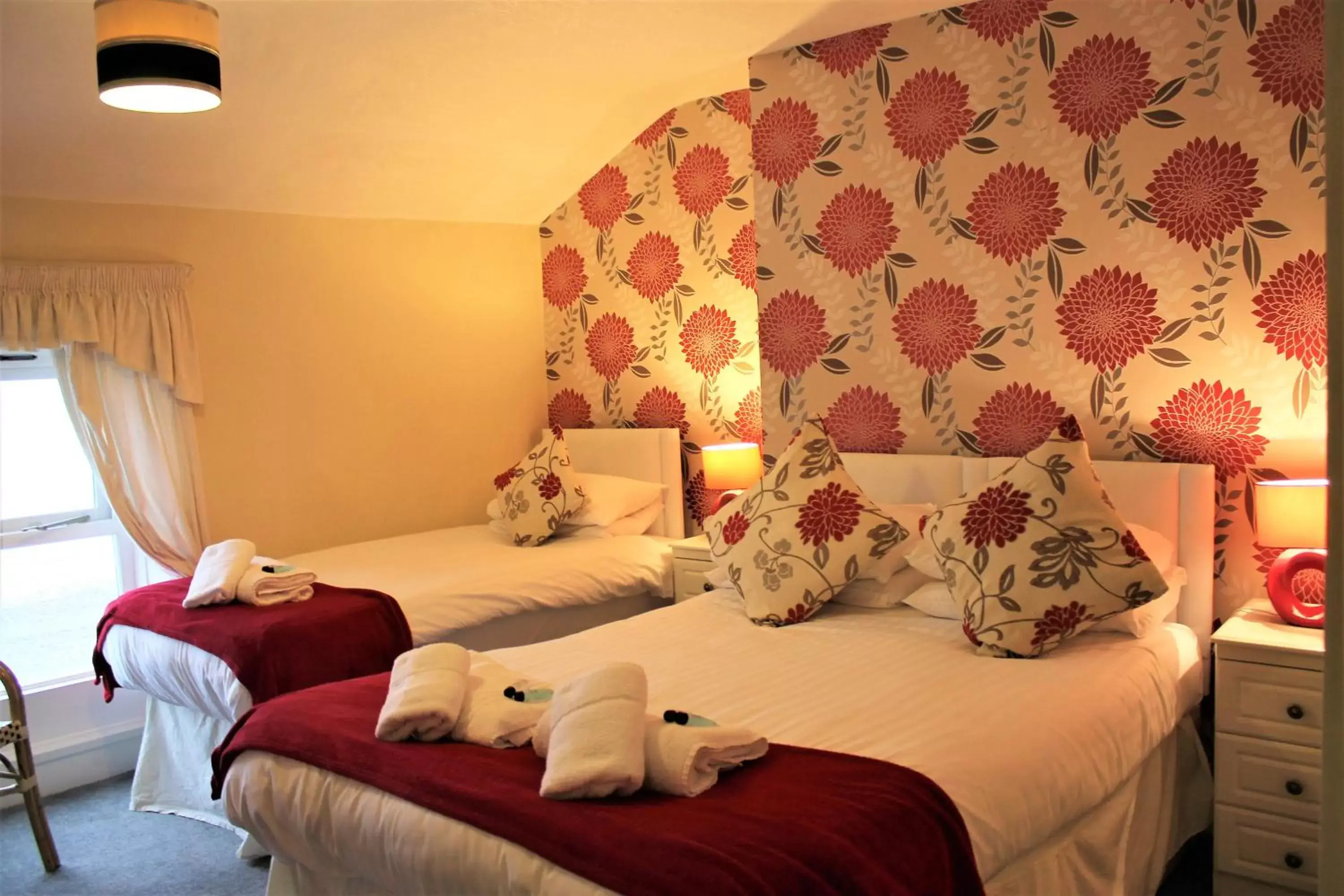 Bedroom, Bed in Winchmore Hotel