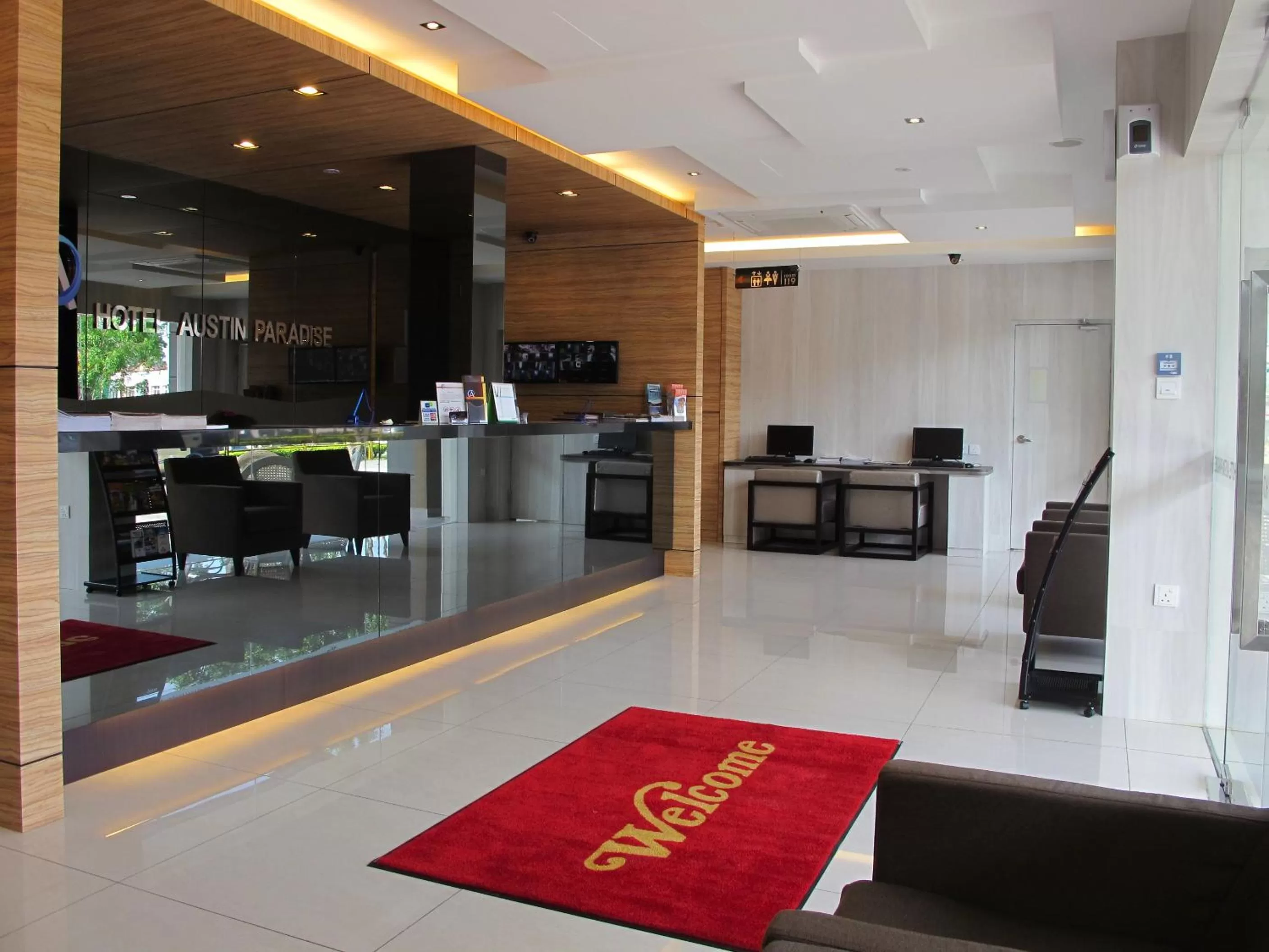 Lobby or reception in Hotel Austin Paradise - Taman Pulai Utama