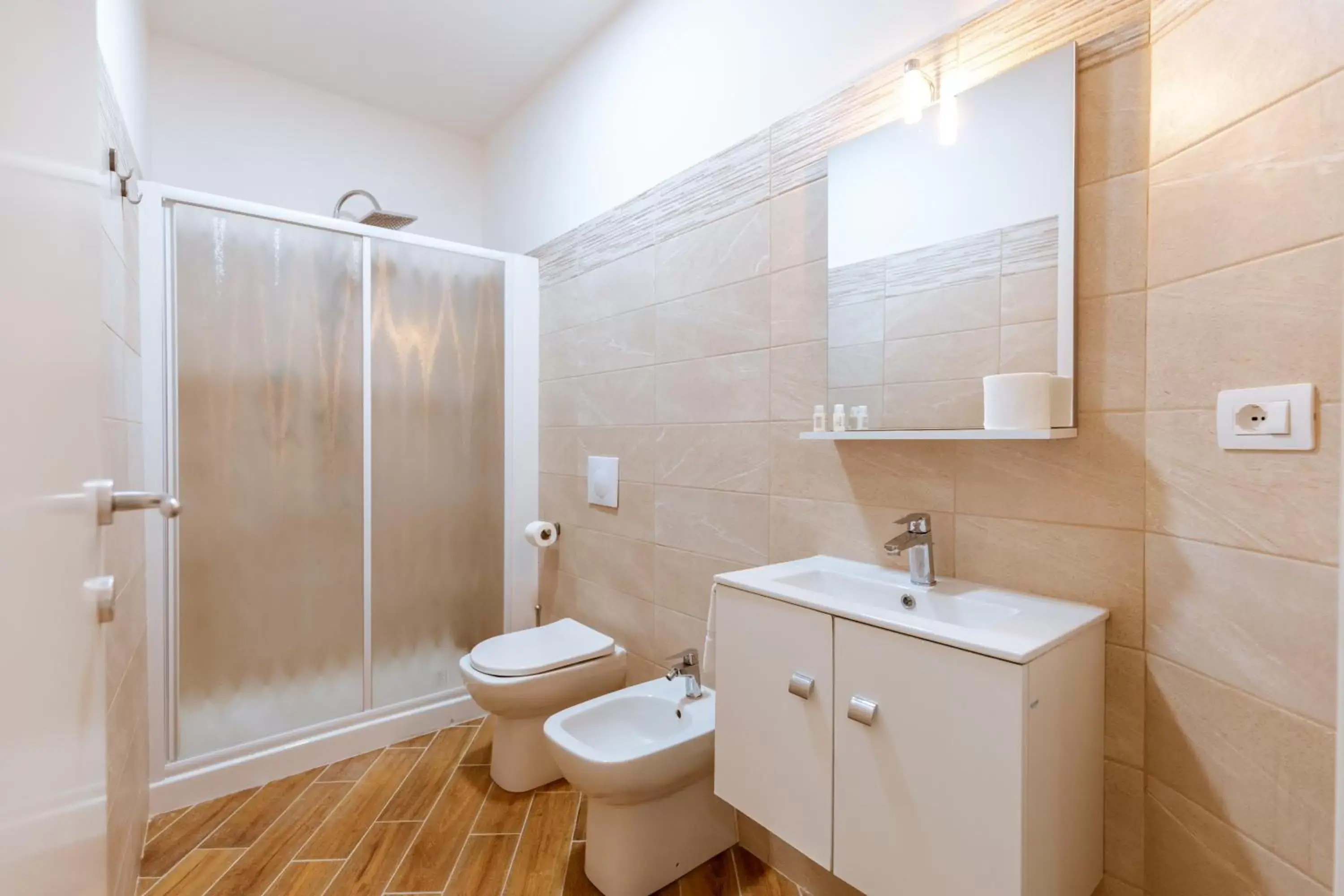 Bathroom in Central House - Apartments in Naples