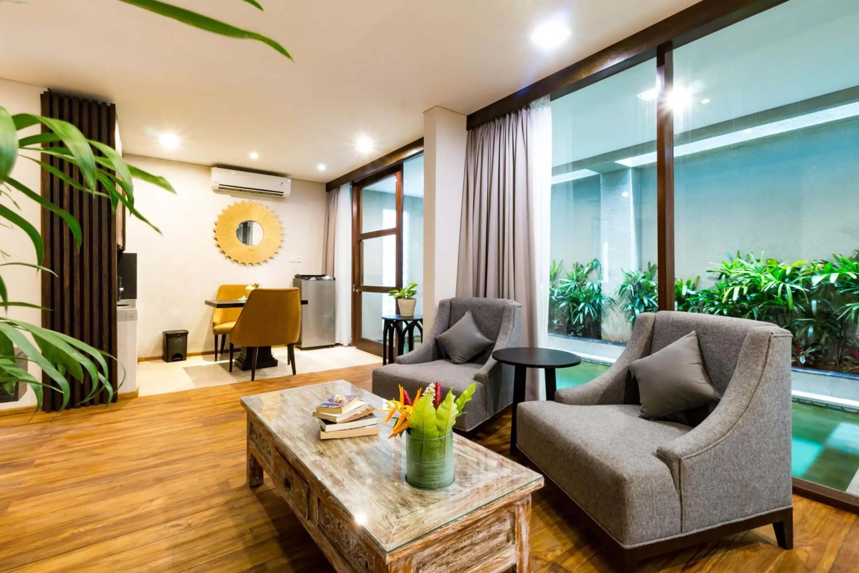 Living room, Seating Area in Aleesha Villas and Suites