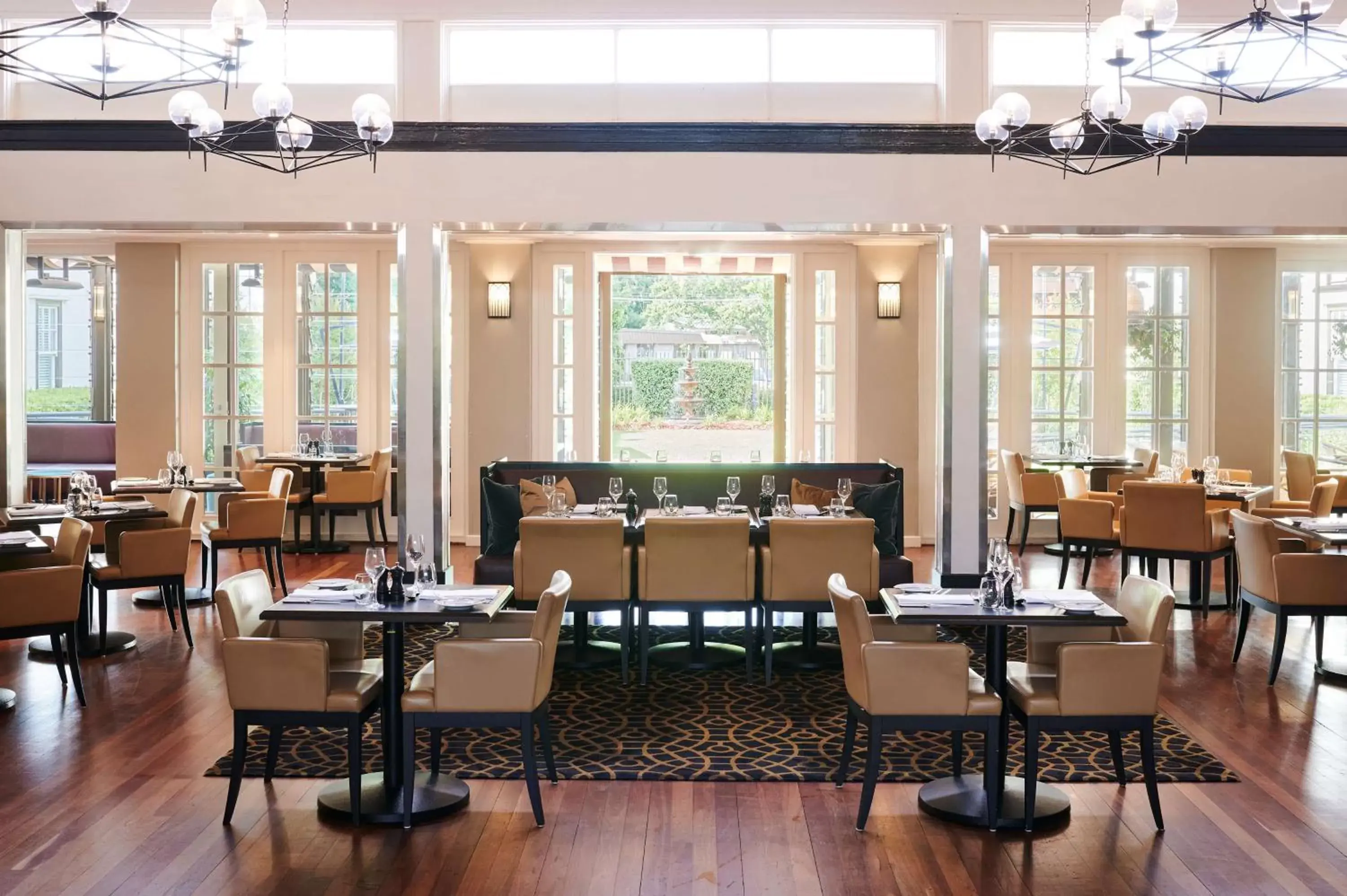 Restaurant/places to eat in Hotel Kurrajong Canberra Restaurant/places to eat in Hotel Kurrajong Canberra