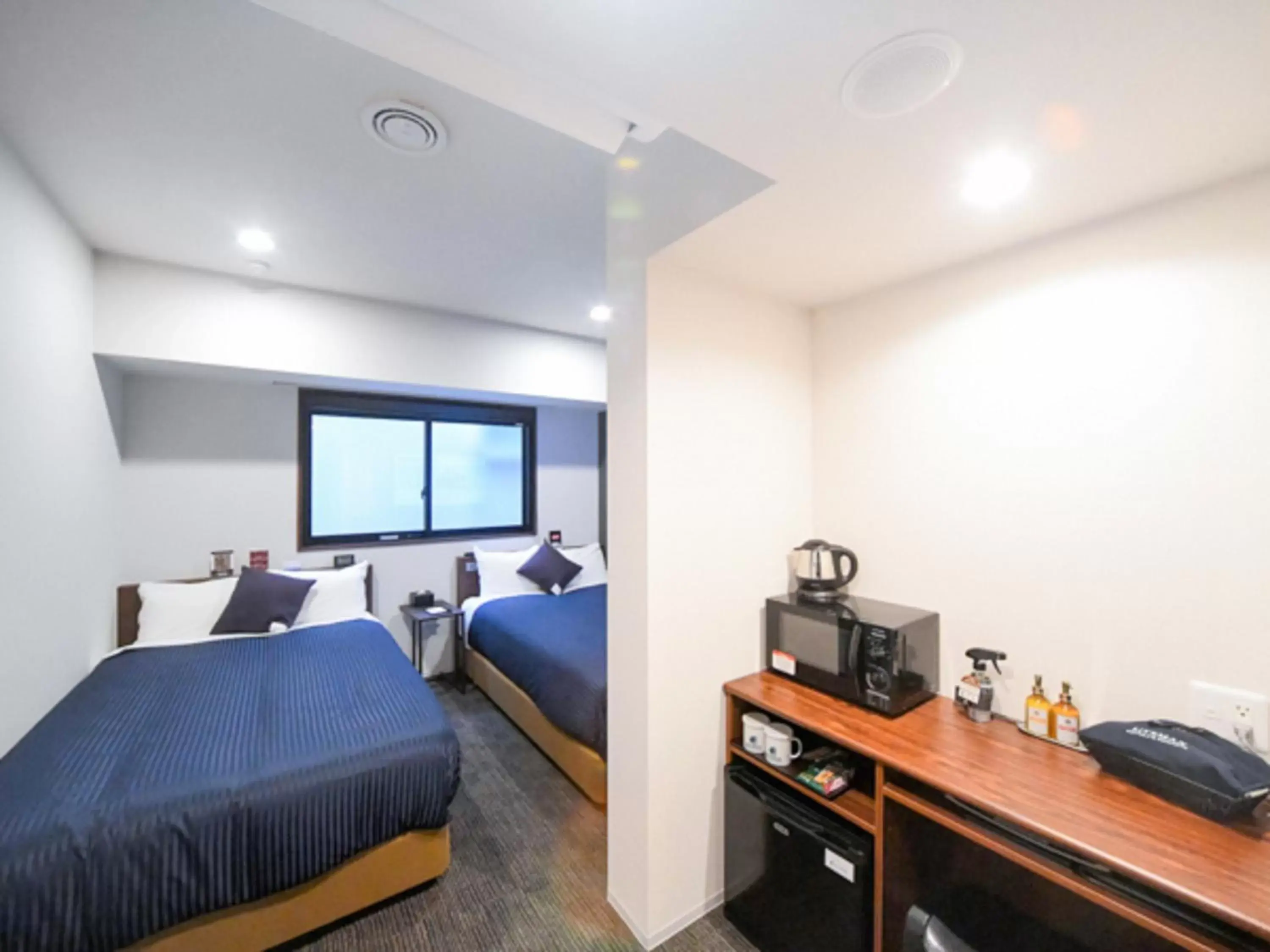 Bed in HOTEL LiVEMAX Asakusa-Ekimae