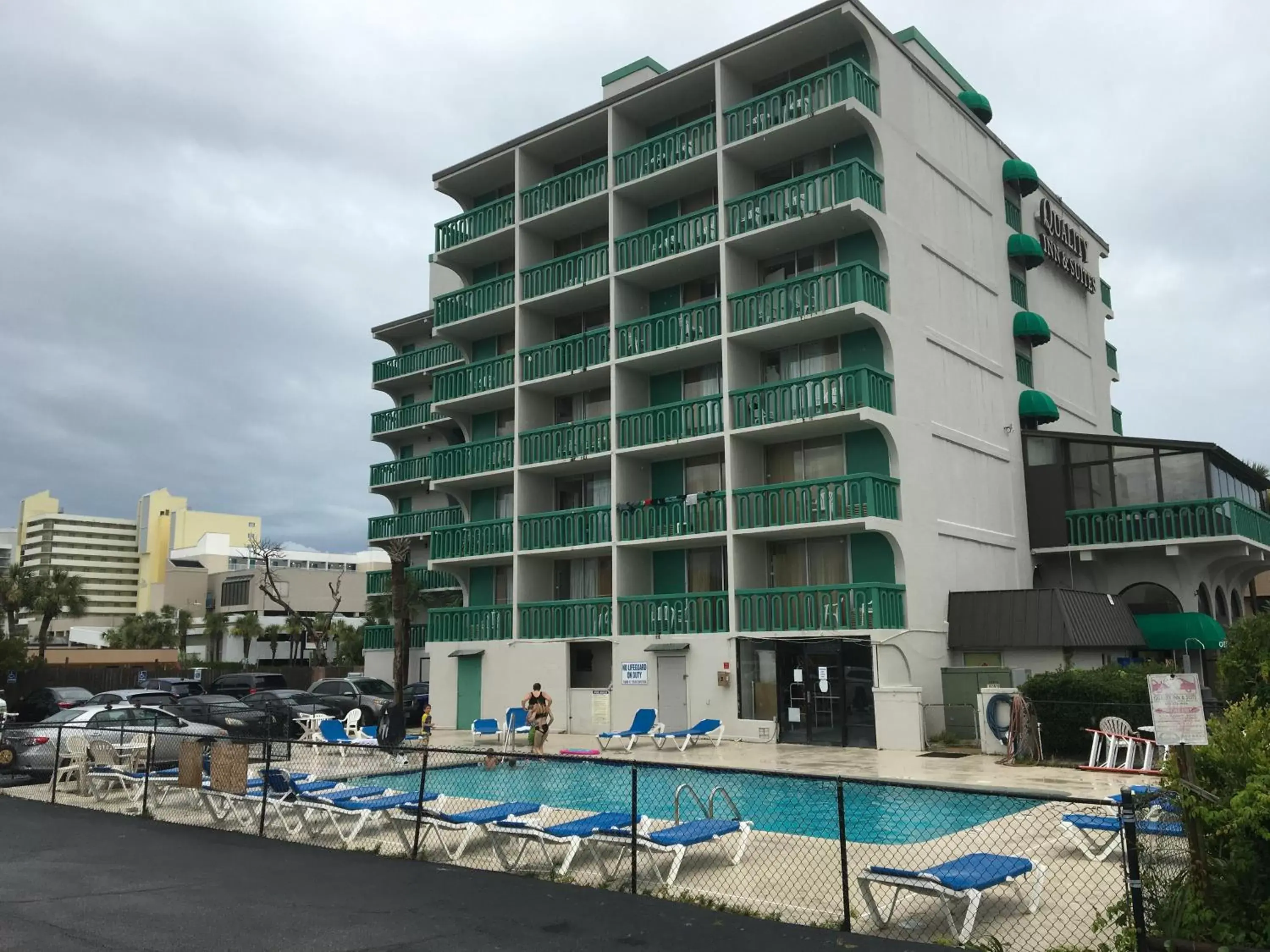 Property building, Swimming Pool in Quail Inn and Suites - Myrtle Beach