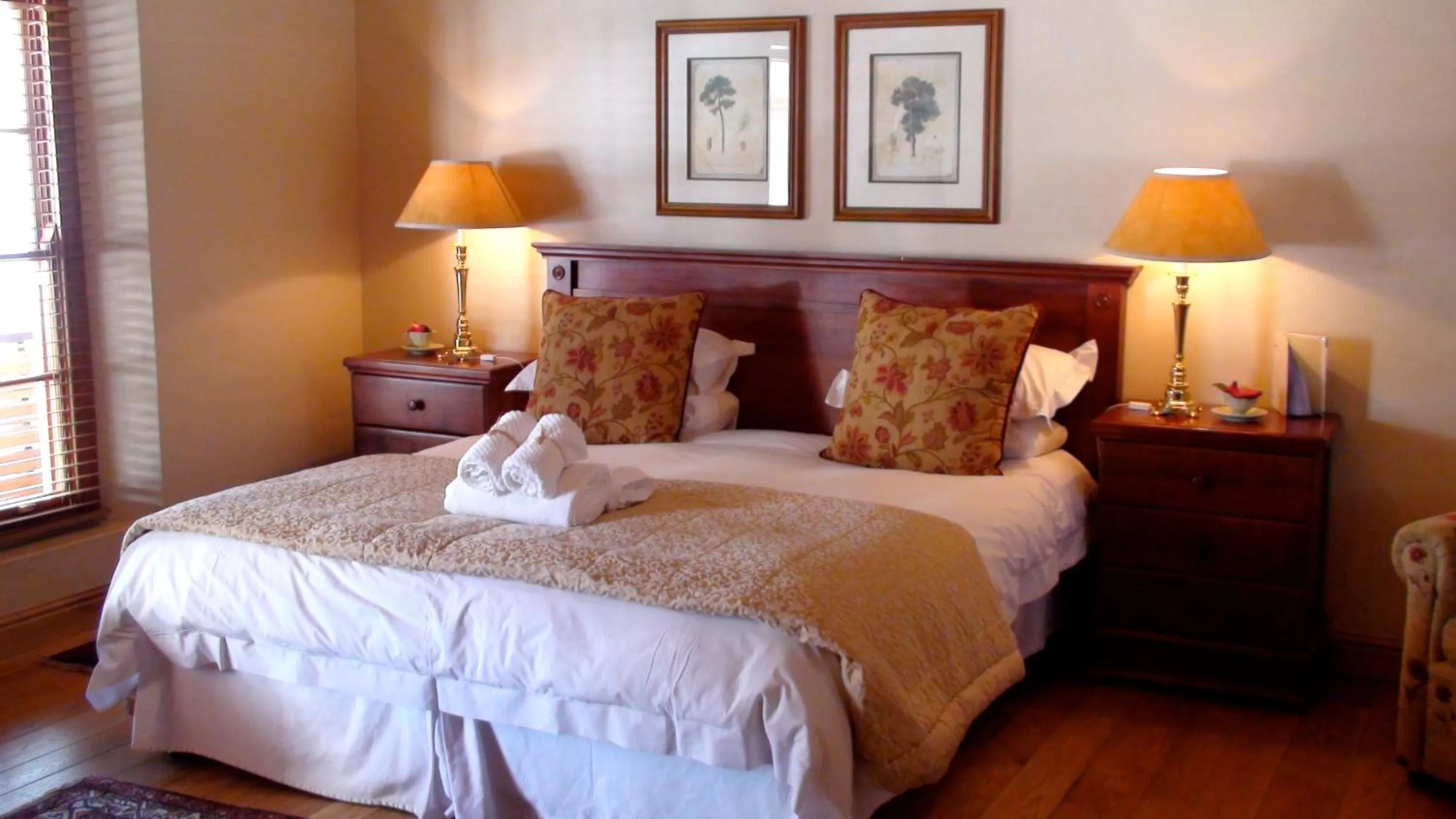 Bed in De Hoek Manor