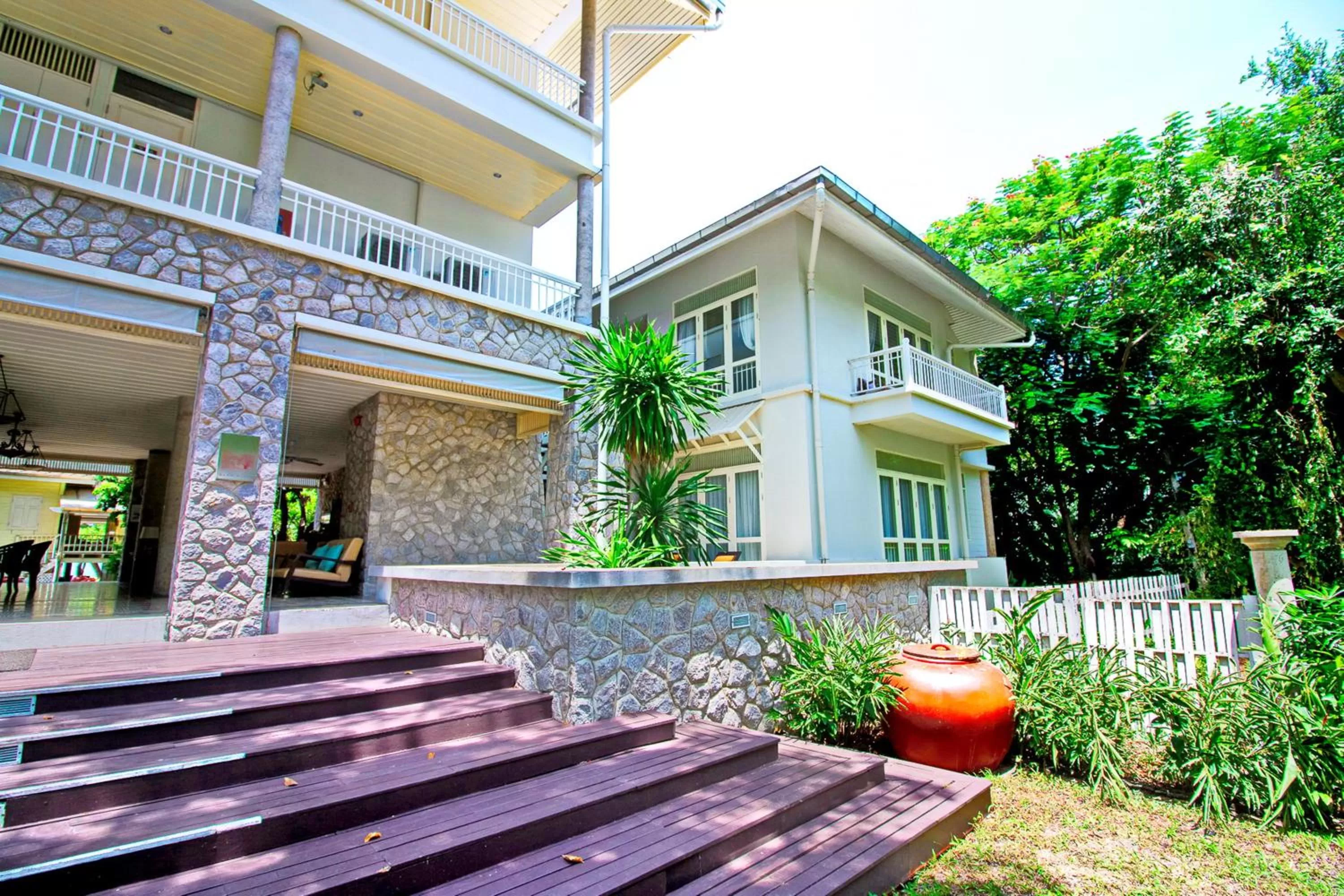 Property building in Baan Bayan - Hua Hin - SHA Extra Plus