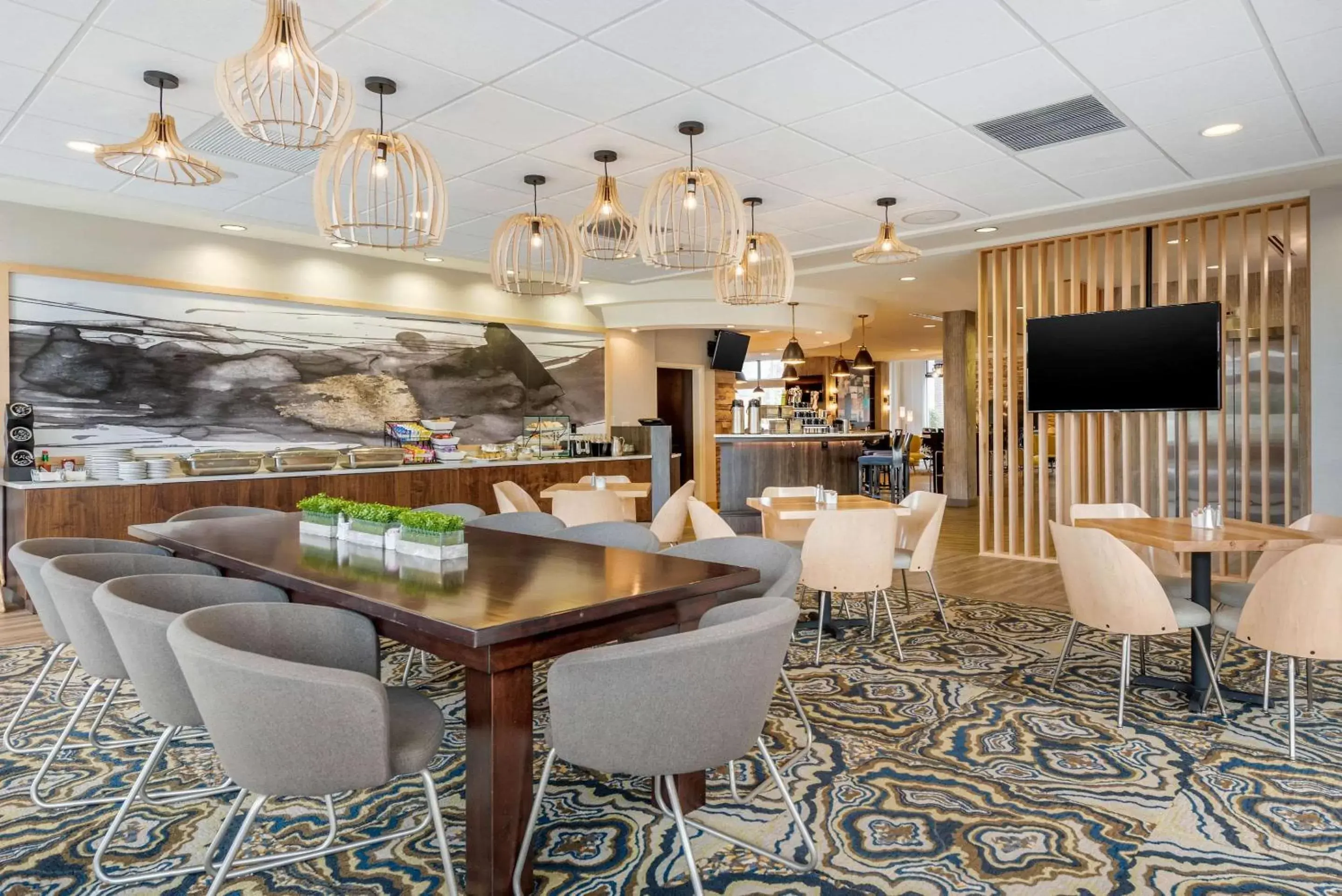 Restaurant/places to eat, Lounge/Bar in Cambria Hotel Akron - Canton Airport