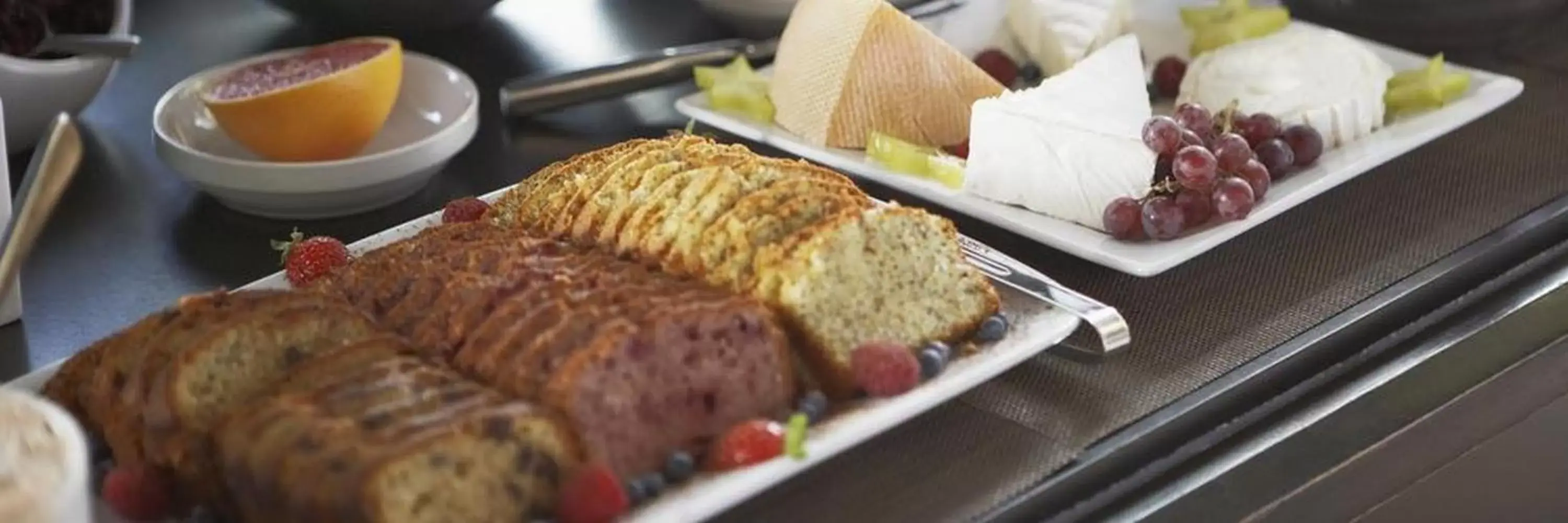 Continental breakfast, Food in Hotel Le Germain Calgary