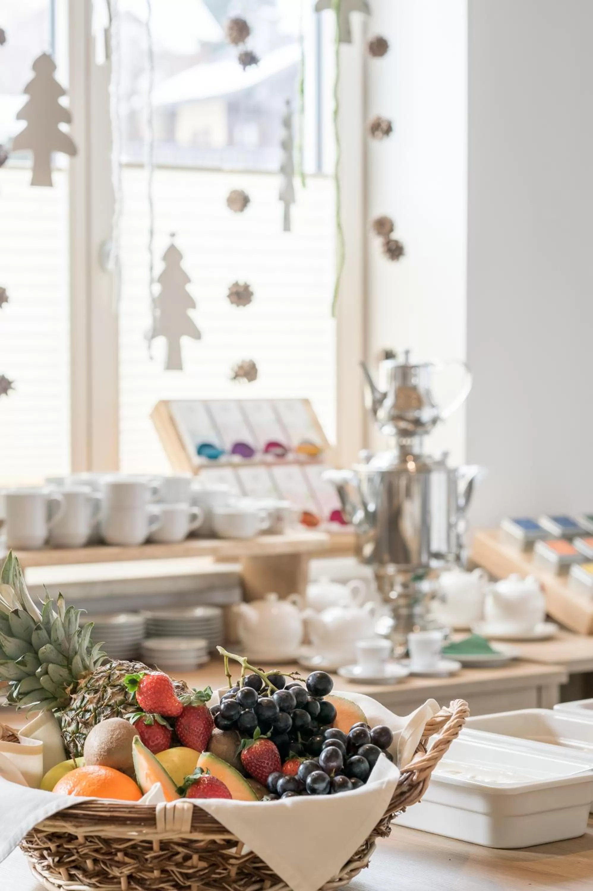 Restaurant/places to eat in Hotel Loy