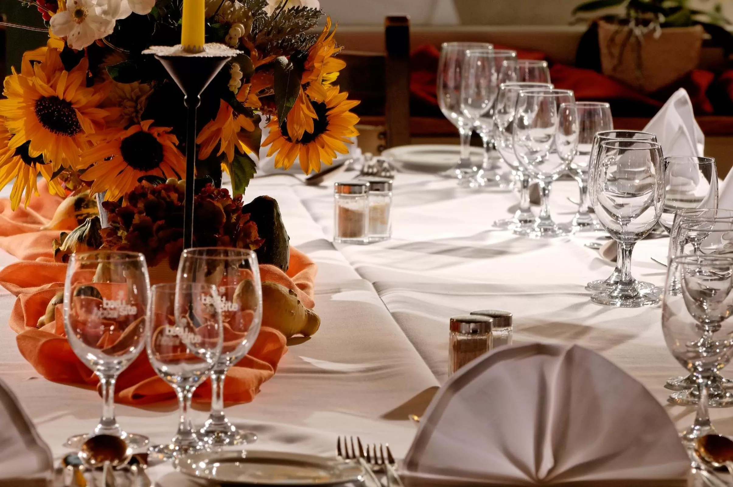 Restaurant/places to eat in Hotel Beausite