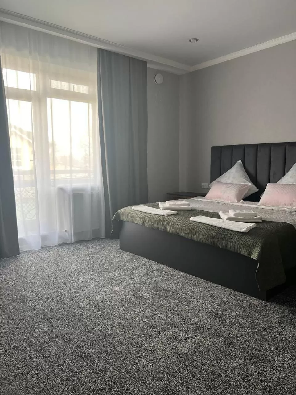 King Room with Balcony in Dosman Hotel Bishkek