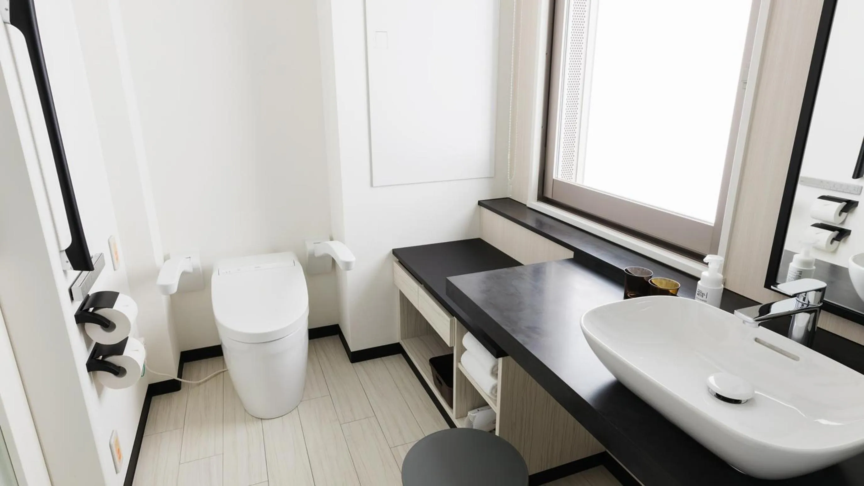 Bathroom in JR East Hotel Mets Premier Akihabara