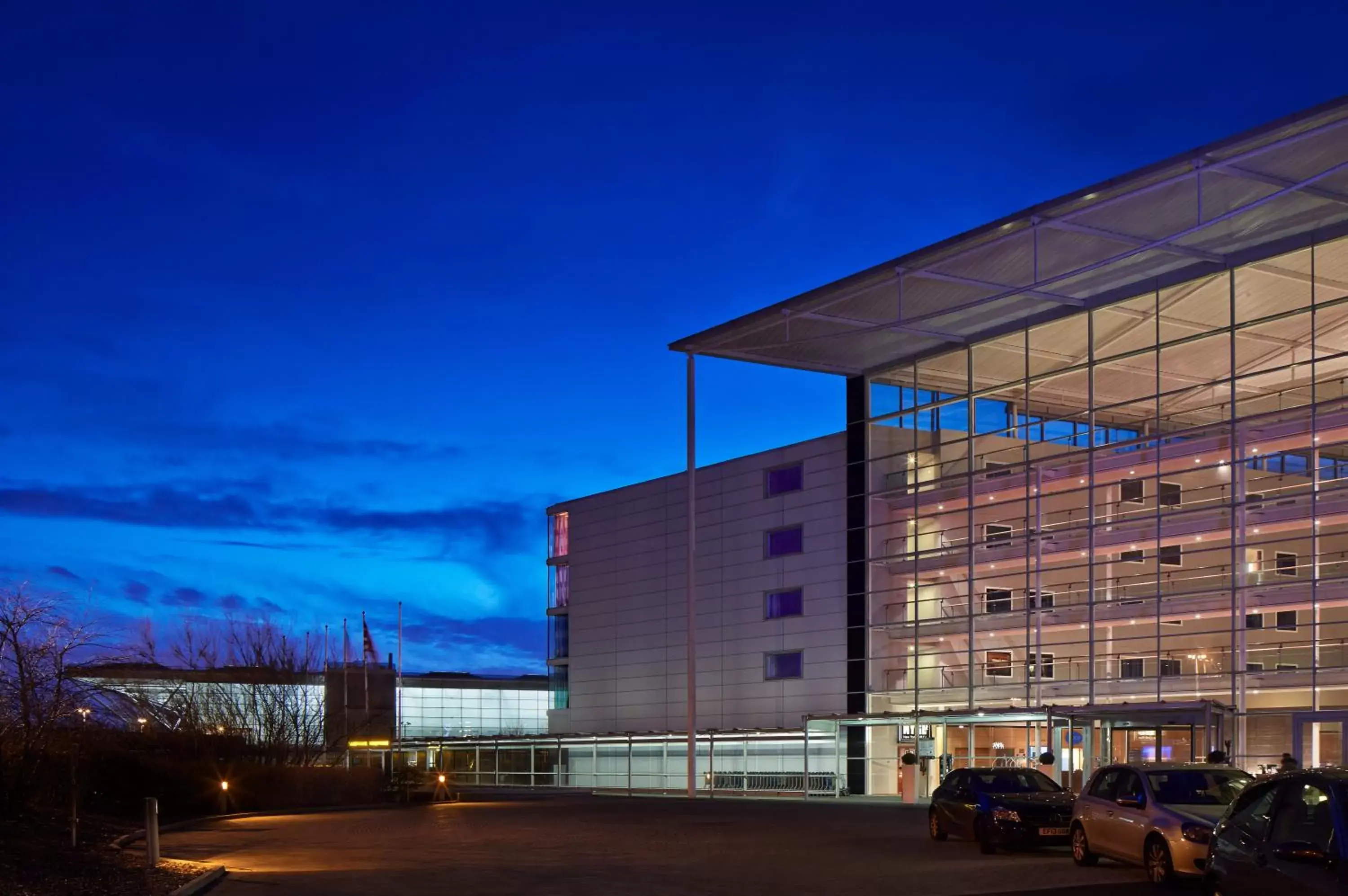 Facade/entrance, Property Building in Radisson Blu Hotel London Stansted Airport