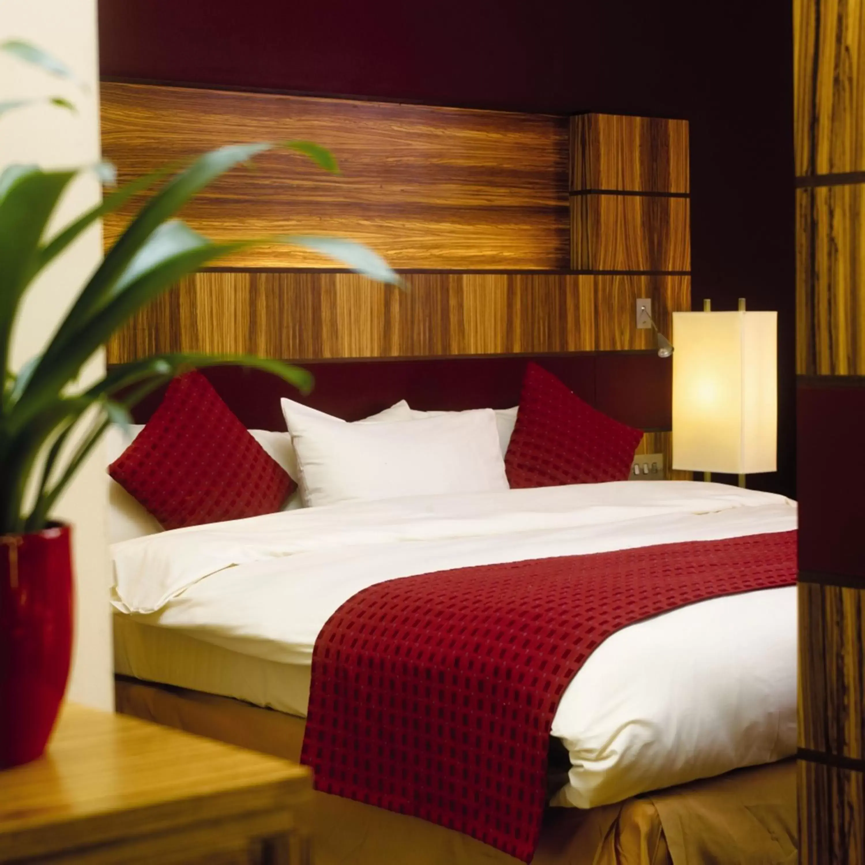 Bed in Radisson Blu Hotel Belfast