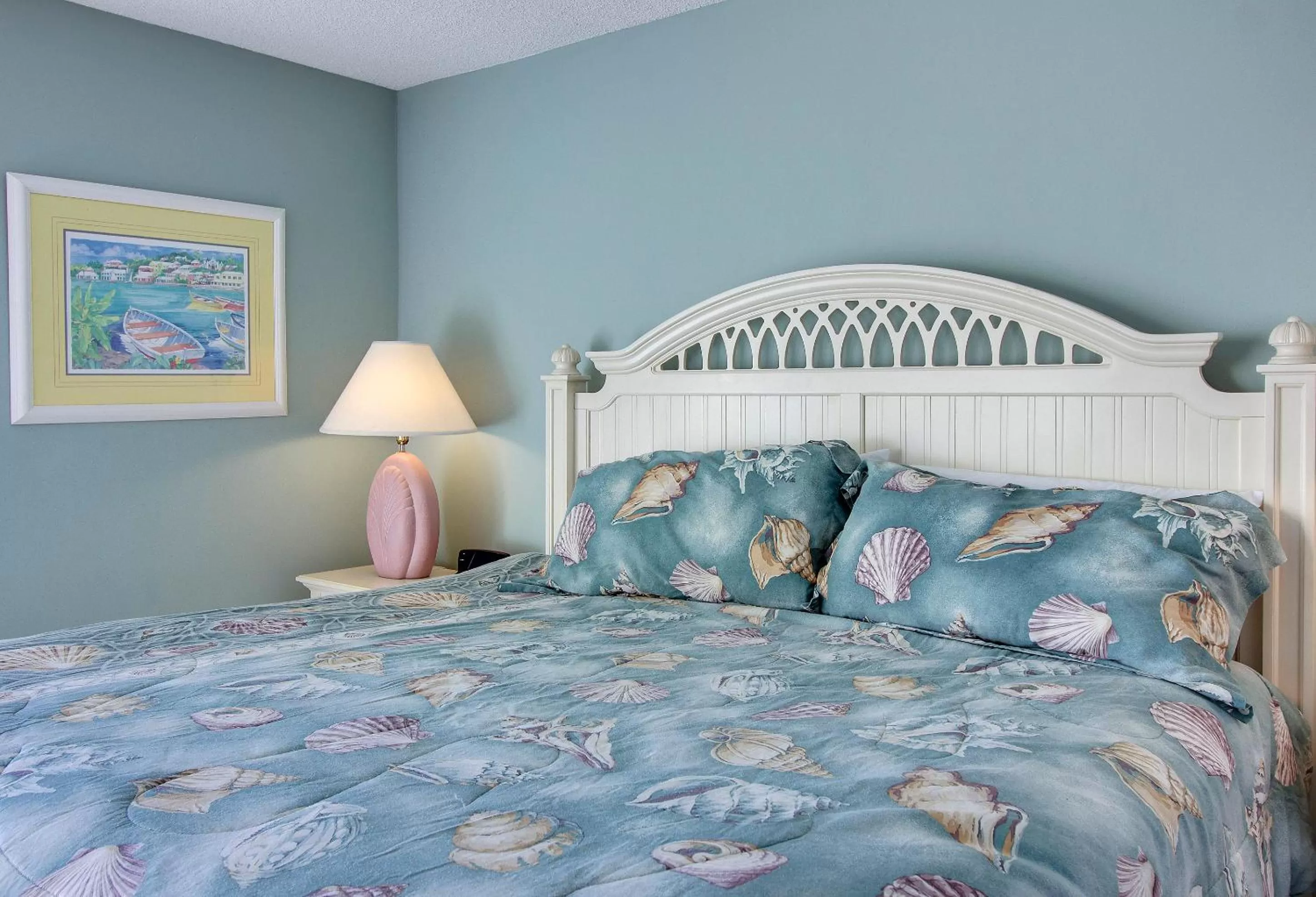 Bed in Gulf Gate 410