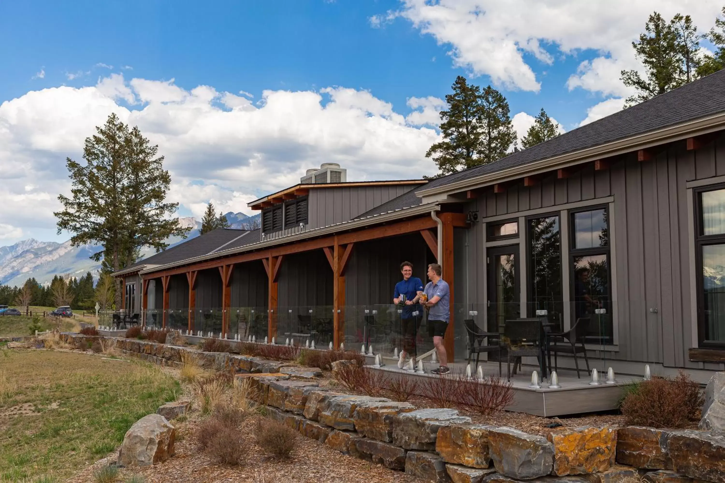 Patio, Property Building in Headwaters Lodge at Eagle Ranch Resort