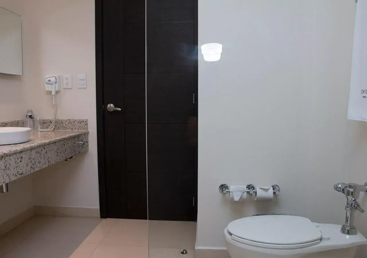 Bathroom in Diverxo Hotel & Villas