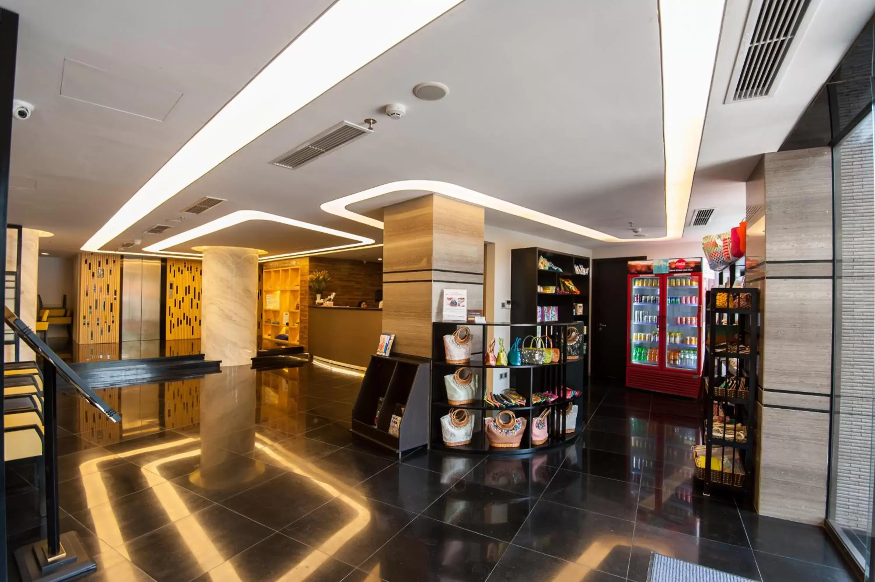 Lobby or reception, Lounge/Bar in Kuretake Inn Kim Ma 132