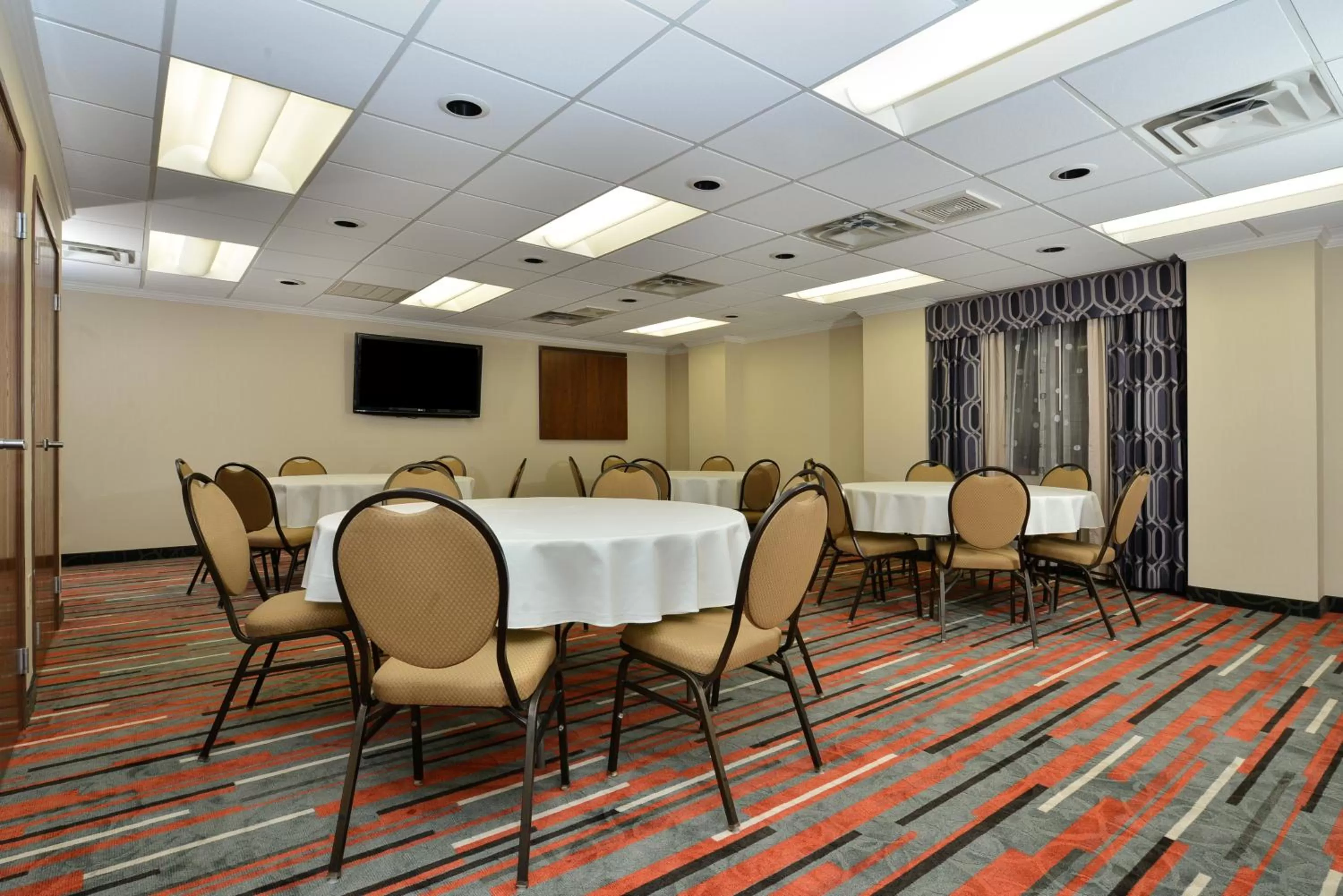 Meeting/conference room in Holiday Inn Express Boston-Milford by IHG