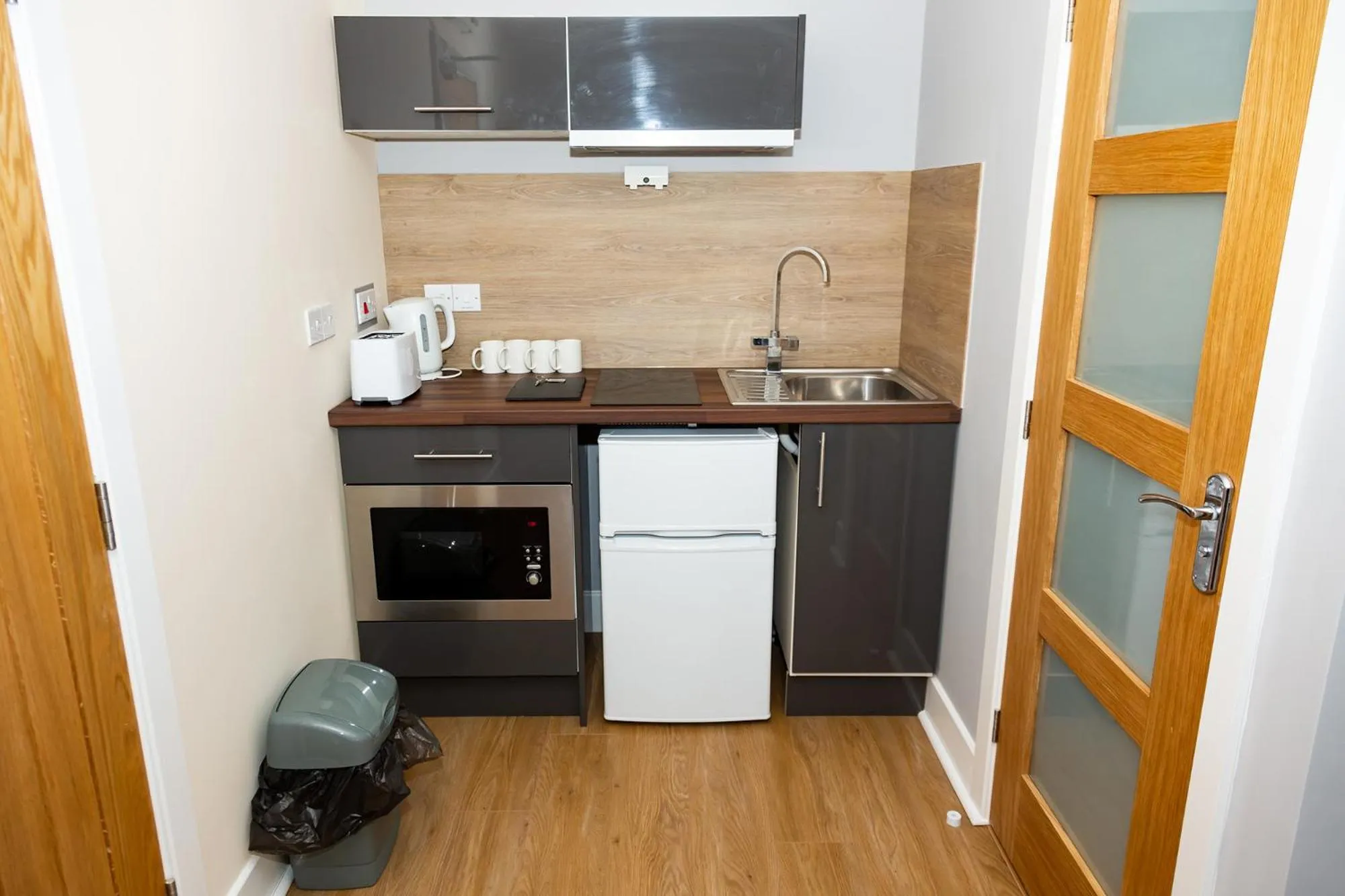 Kitchen or kitchenette in Alexander House