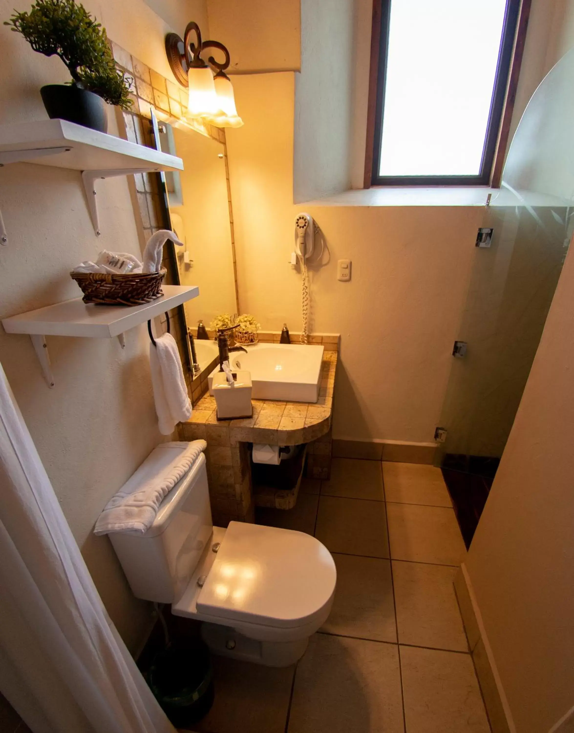 Bathroom in Hotel La Catedral