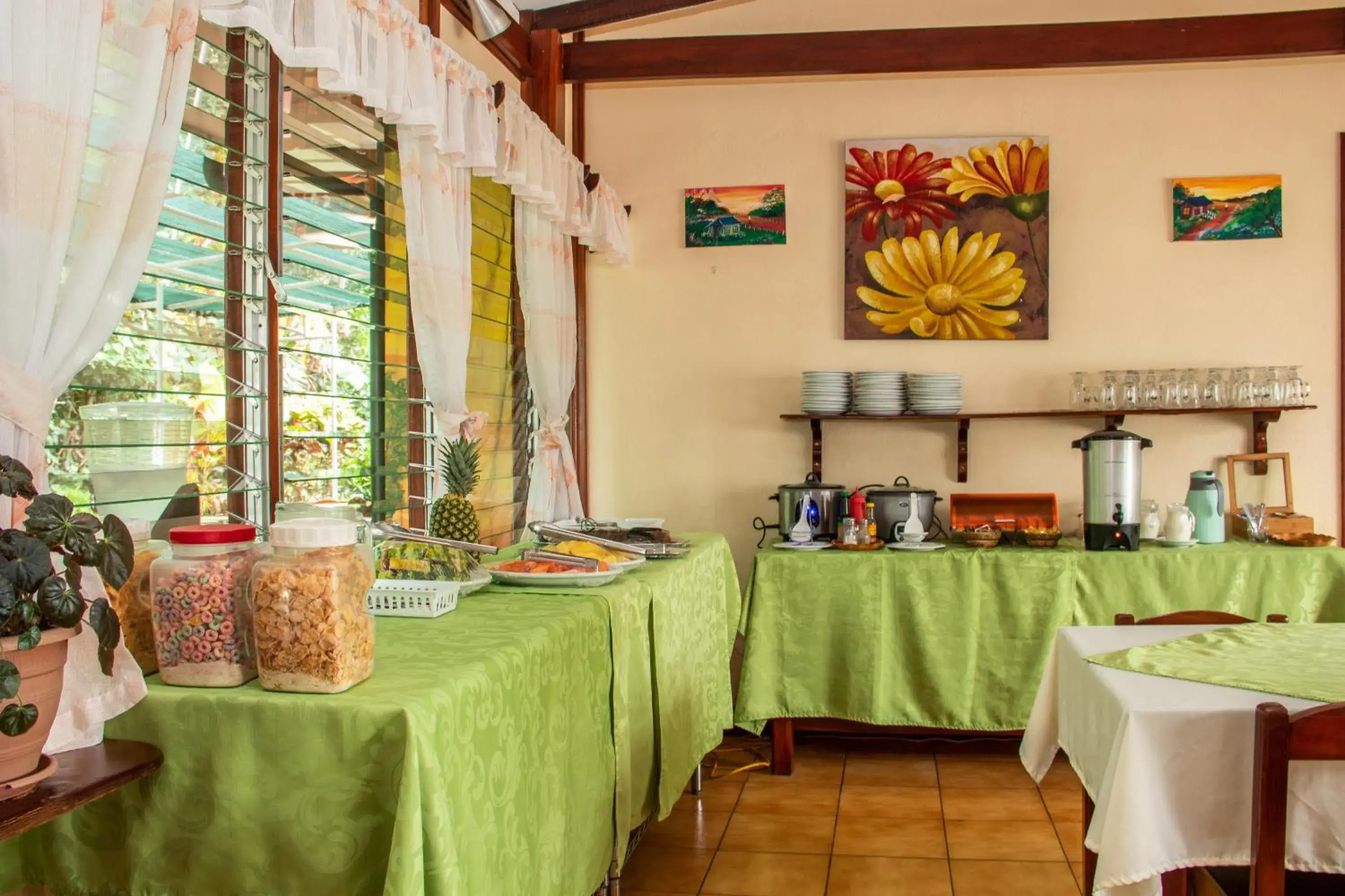 Continental breakfast, Restaurant/Places to Eat in Hotel La Rosa de America