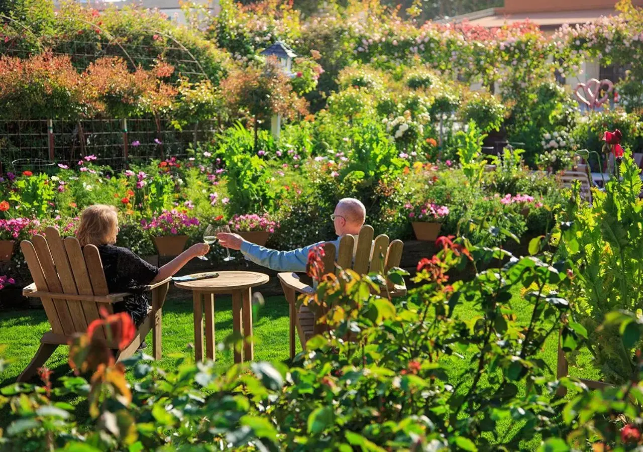 Double Room in Mill Rose Inn Double Room in Mill Rose Inn